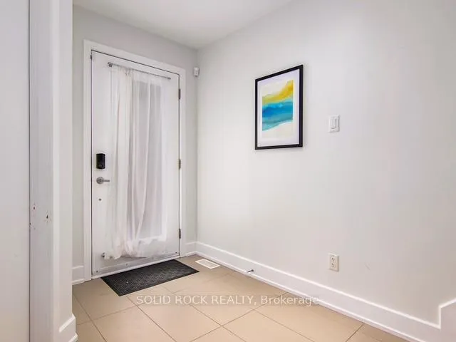 Photo 2 of Unit D, 63 Young Street, Ottawa, West Centre Town — HOMEH