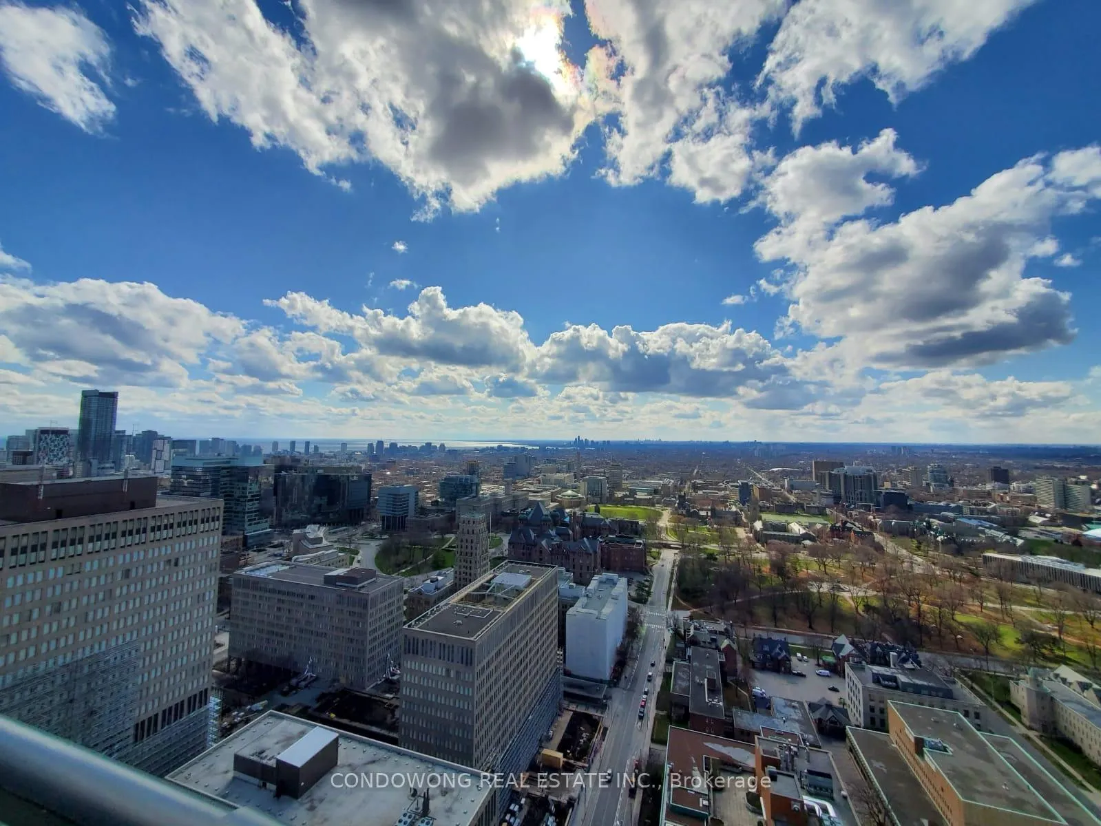 Photo 7 of Unit 3804, 955 Bay Street, Toronto, Bay Street Corridor — HOMEH