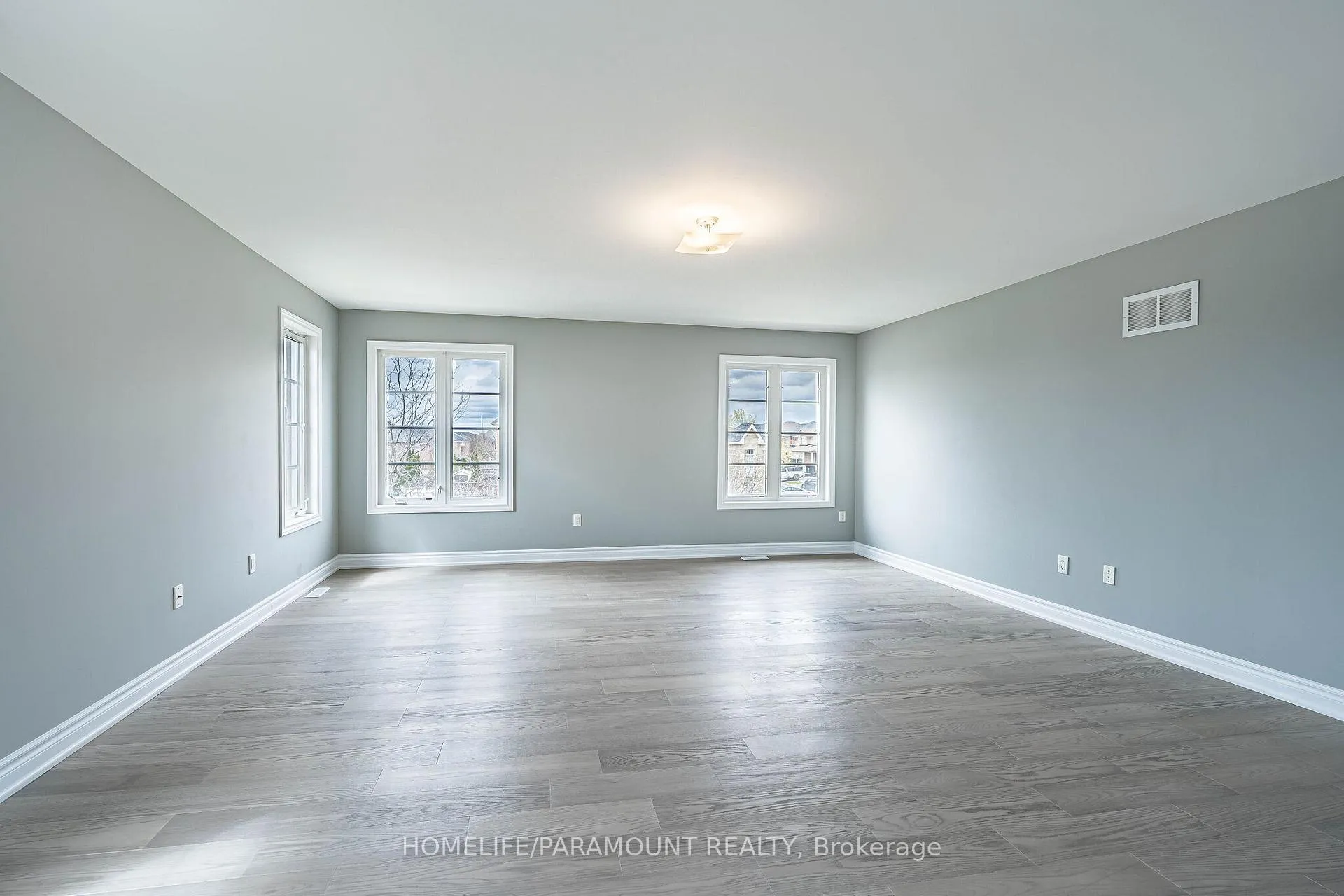 Photo 14 of 121 Highmark Drive, Vaughan, Vellore Village — HOMEH