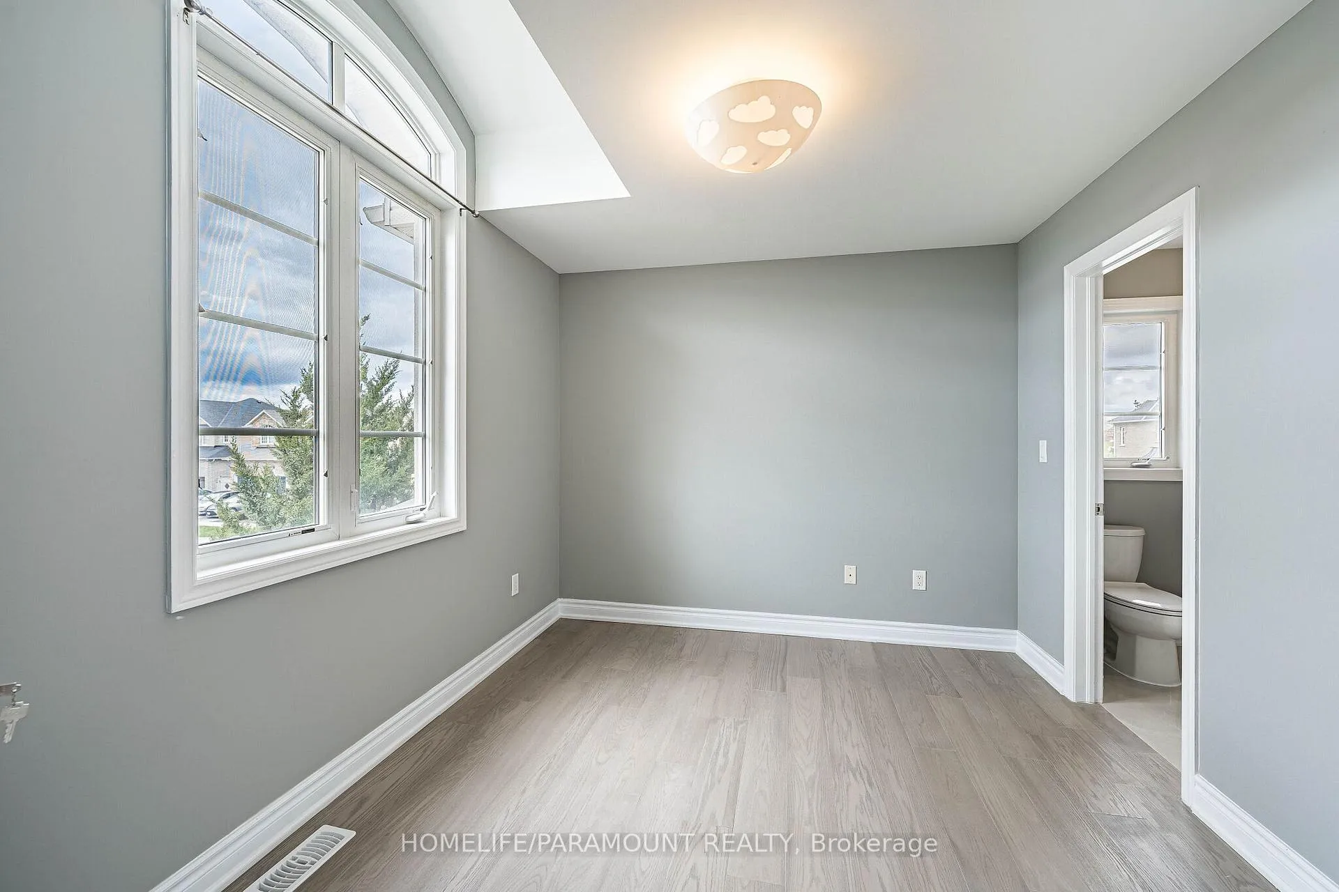 Photo 20 of 121 Highmark Drive, Vaughan, Vellore Village — HOMEH