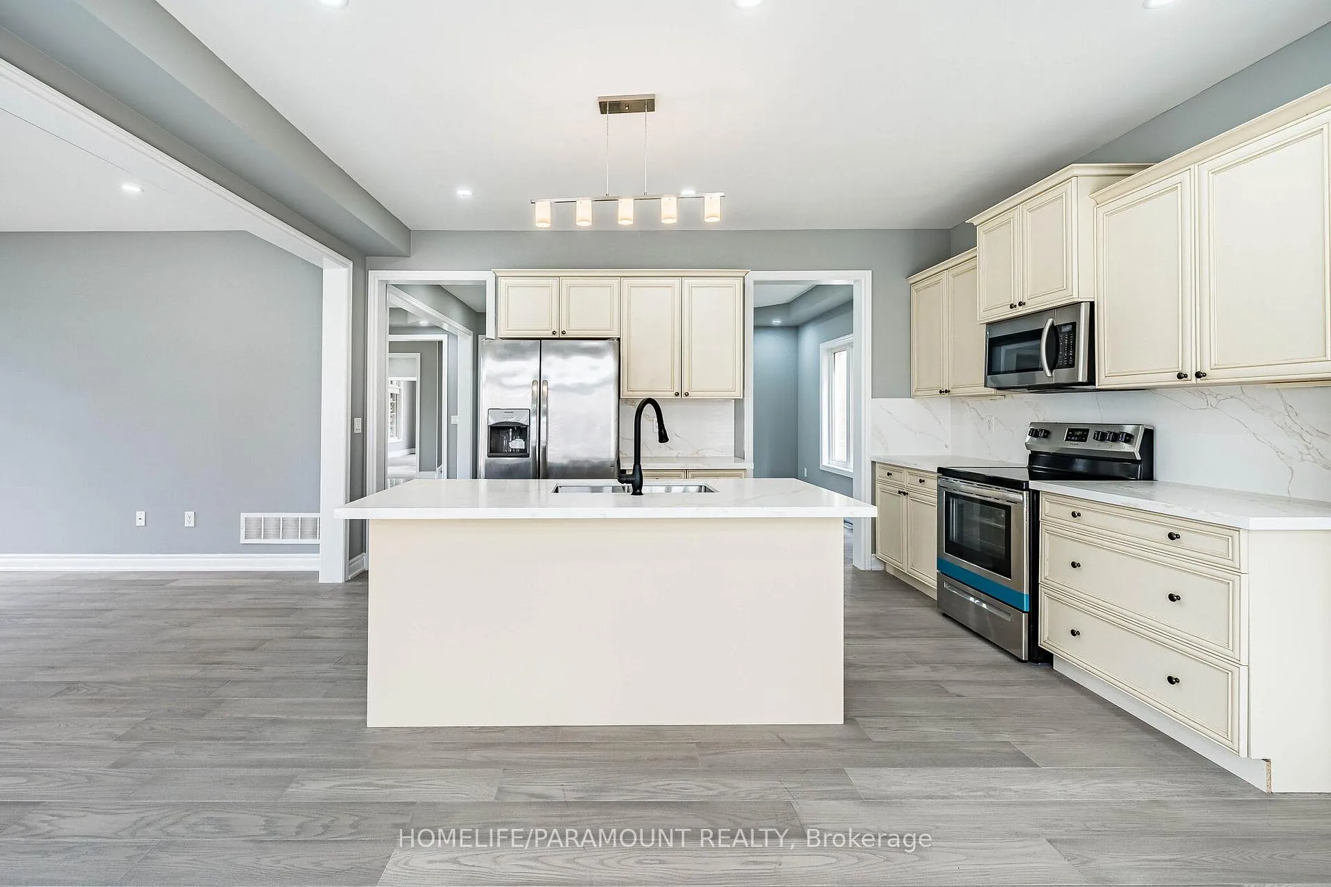 Photo 38 of 121 Highmark Drive, Vaughan, Vellore Village — HOMEH