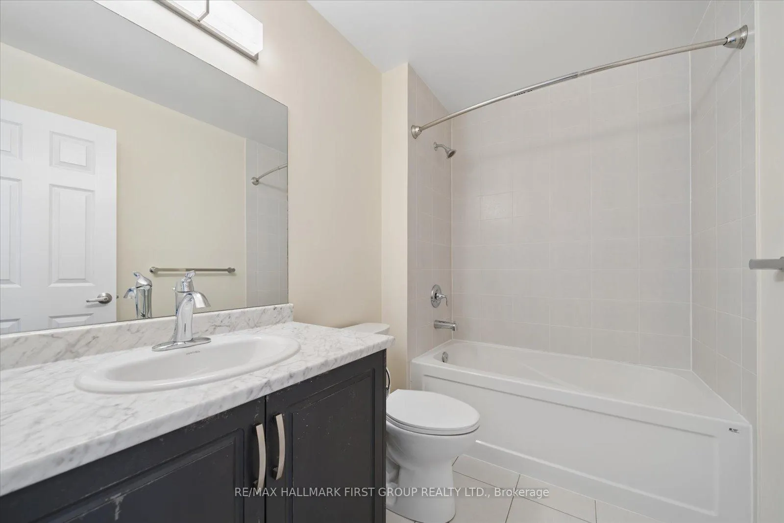 Photo 17 of 3 Westbury Way, Whitby, Brooklin — HOMEH