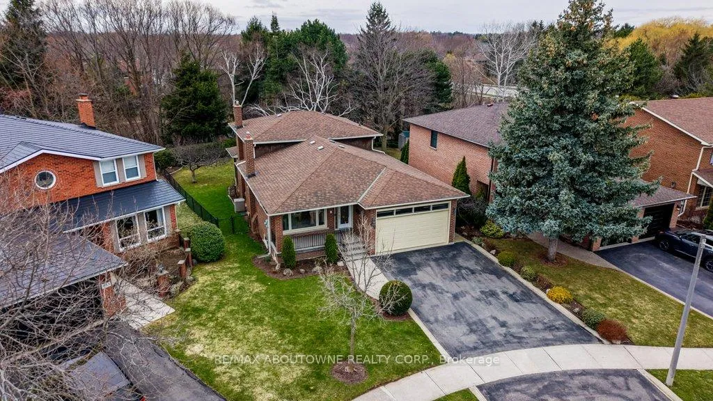 Photo 31 of 440 Parkridge Crescent, Oakville, Glen Abbey — HOMEH