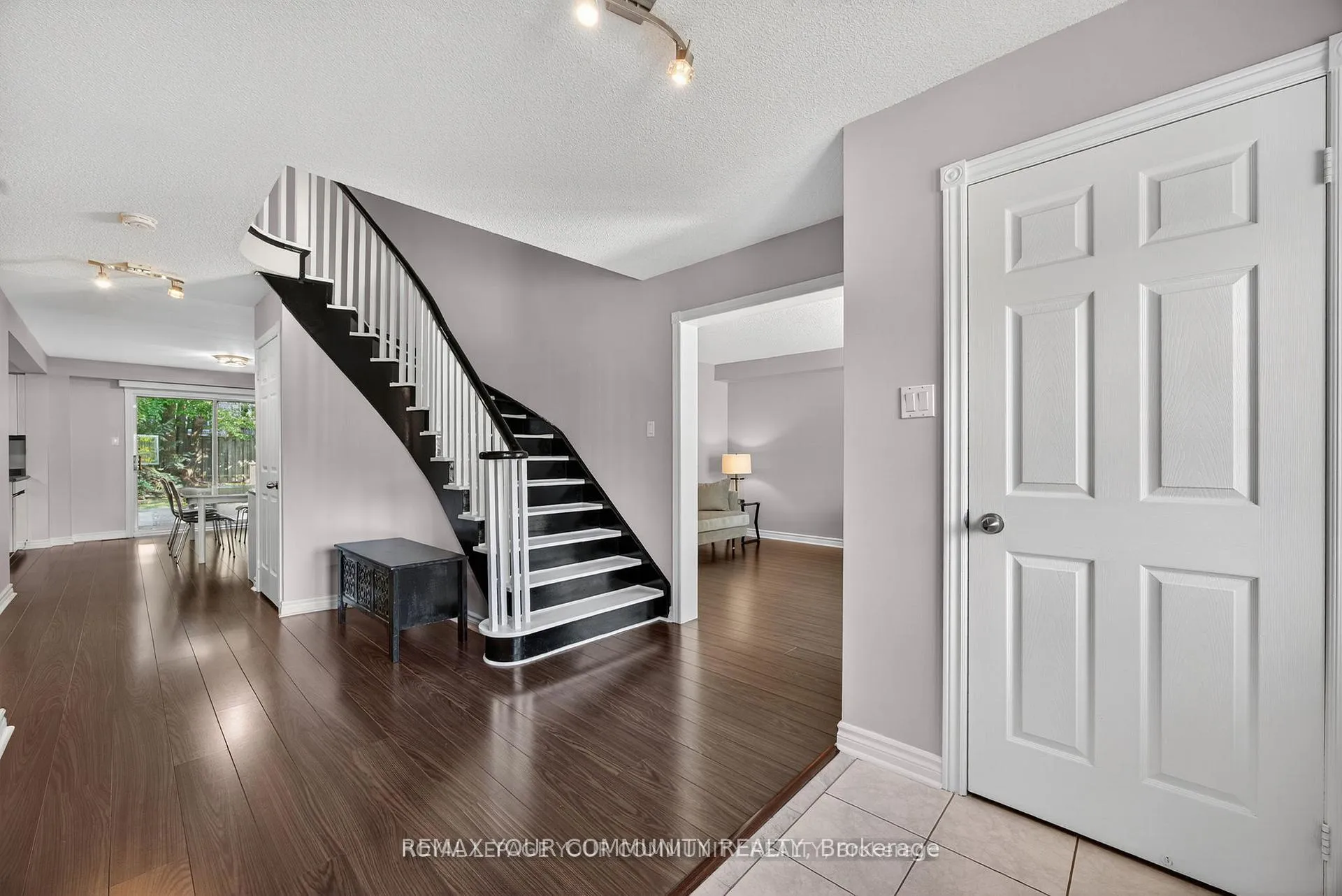 Photo 5 of 684 Exceller Circle, Newmarket, Stonehaven-Wyndham — HOMEH