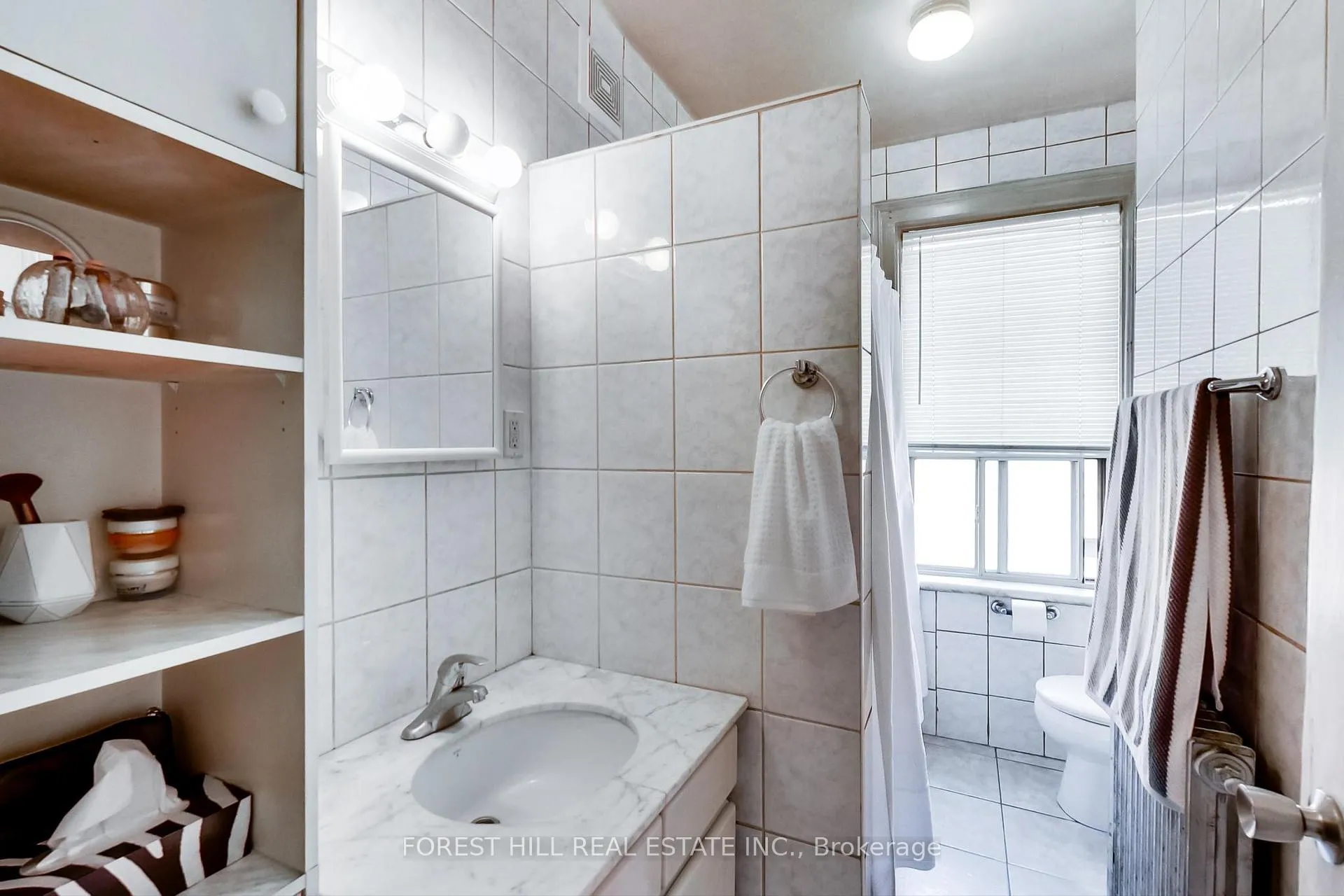 Photo 17 of 23 Lansdowne Avenue, Toronto, Roncesvalles — HOMEH