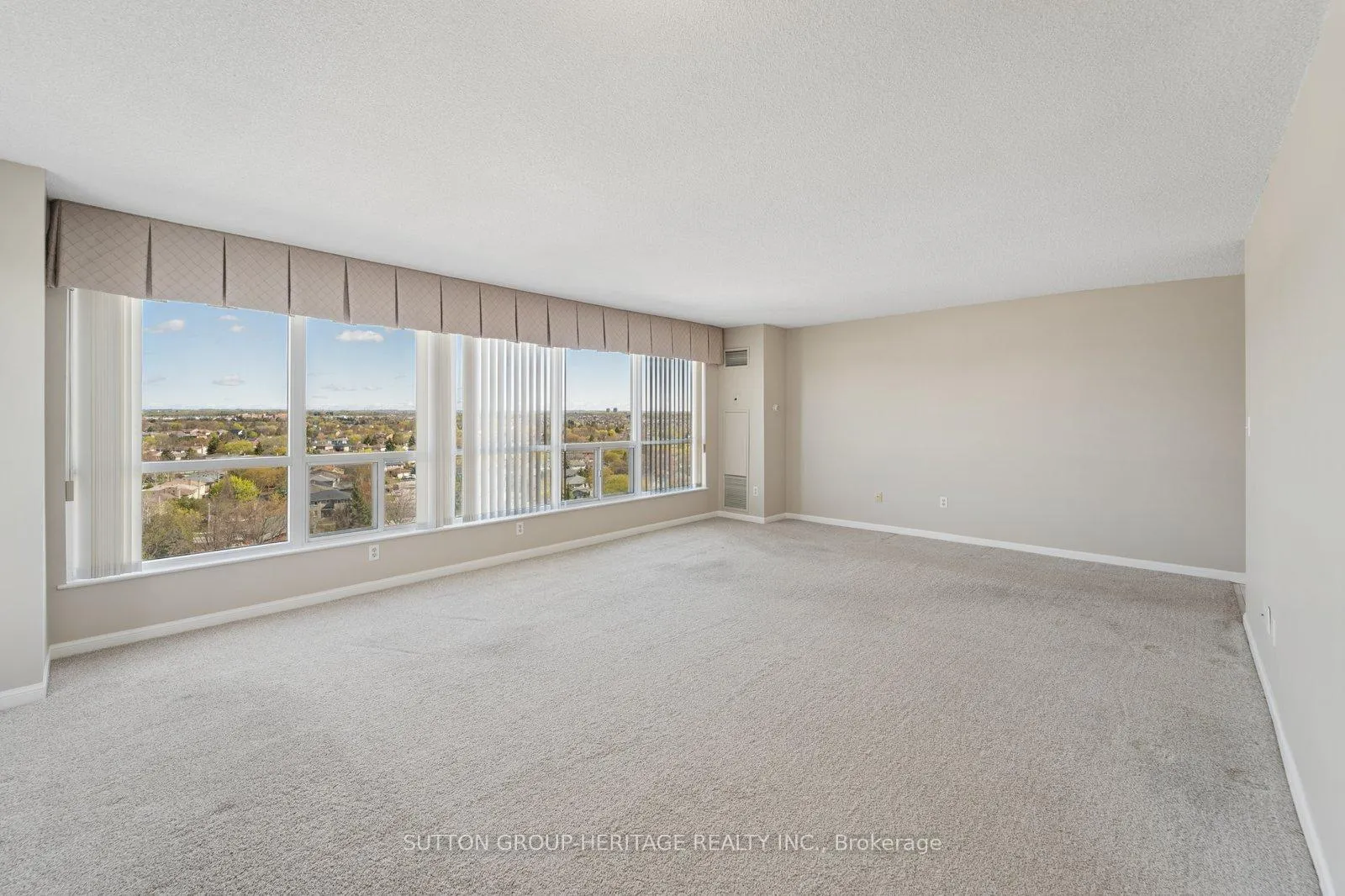 Photo 10 of Unit 1109, 712 Rossland Road E, Whitby, Pringle Creek — HOMEH