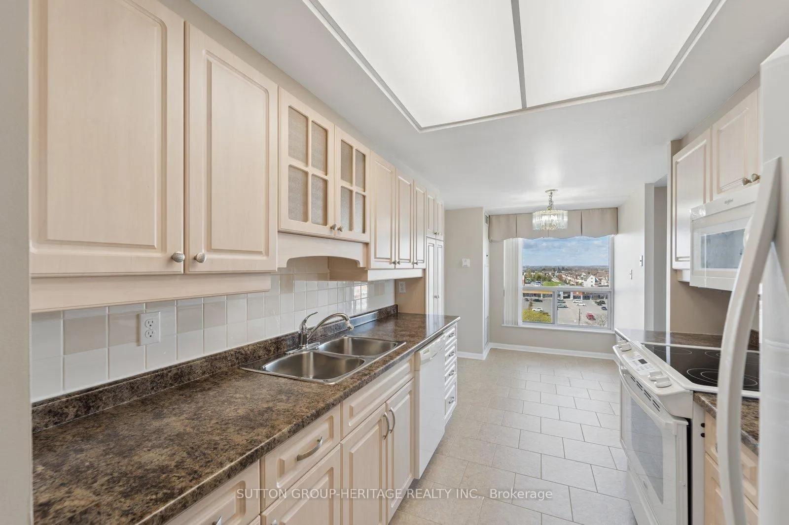Photo 12 of Unit 1109, 712 Rossland Road E, Whitby, Pringle Creek — HOMEH