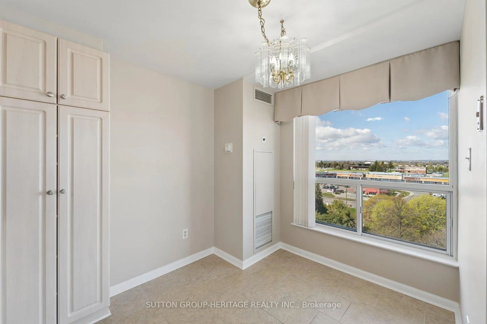 Photo 16 of Unit 1109, 712 Rossland Road E, Whitby, Pringle Creek — HOMEH