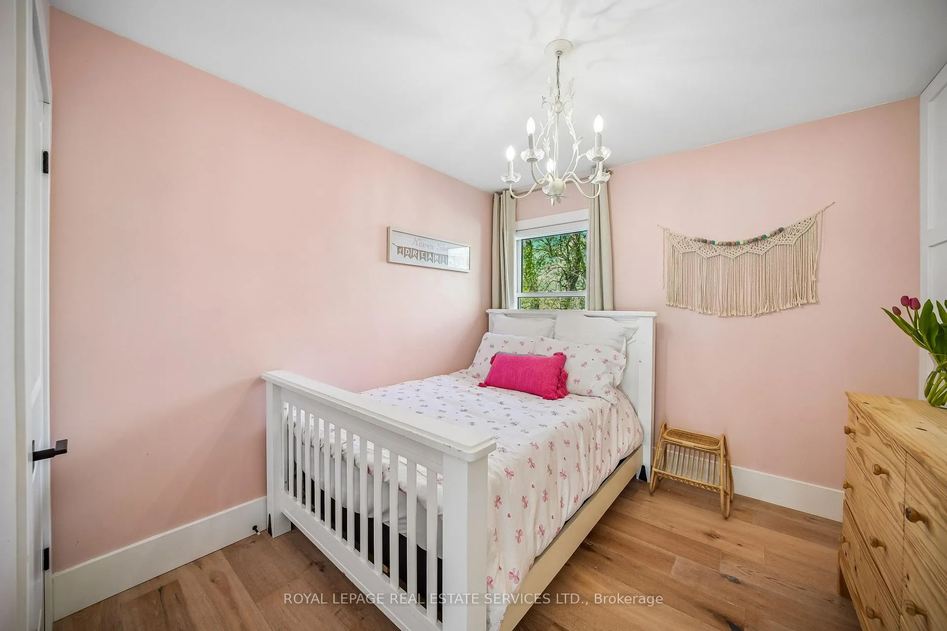 Photo 18 of 18 Elizabeth Street, Halton Hills, Georgetown — HOMEH