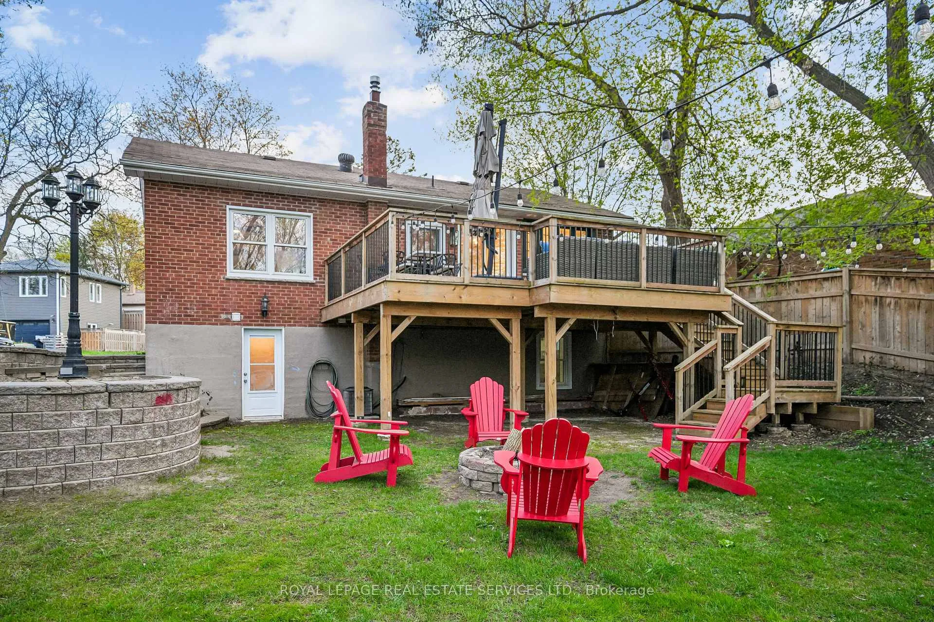 Photo 31 of 18 Elizabeth Street, Halton Hills, Georgetown — HOMEH