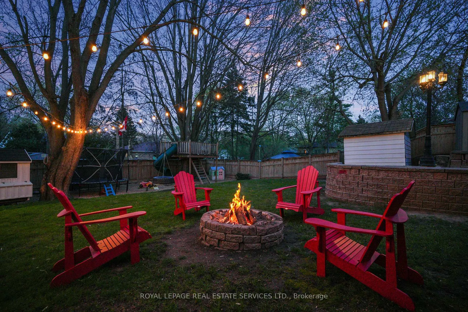 Photo 39 of 18 Elizabeth Street, Halton Hills, Georgetown — HOMEH