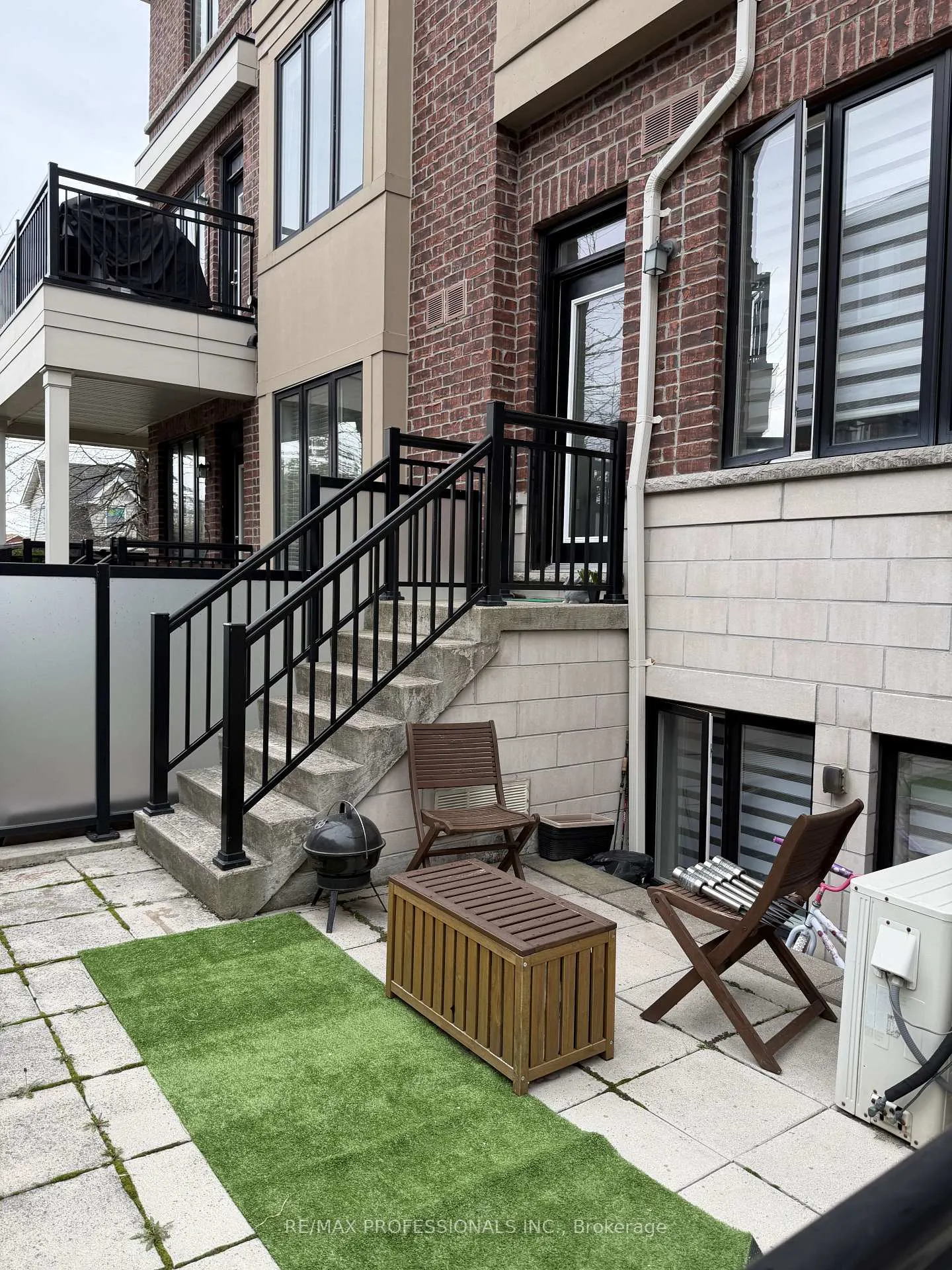 Photo 4 of Unit 77, 30 Carnation Avenue, Etobicoke, Long Branch — HOMEH