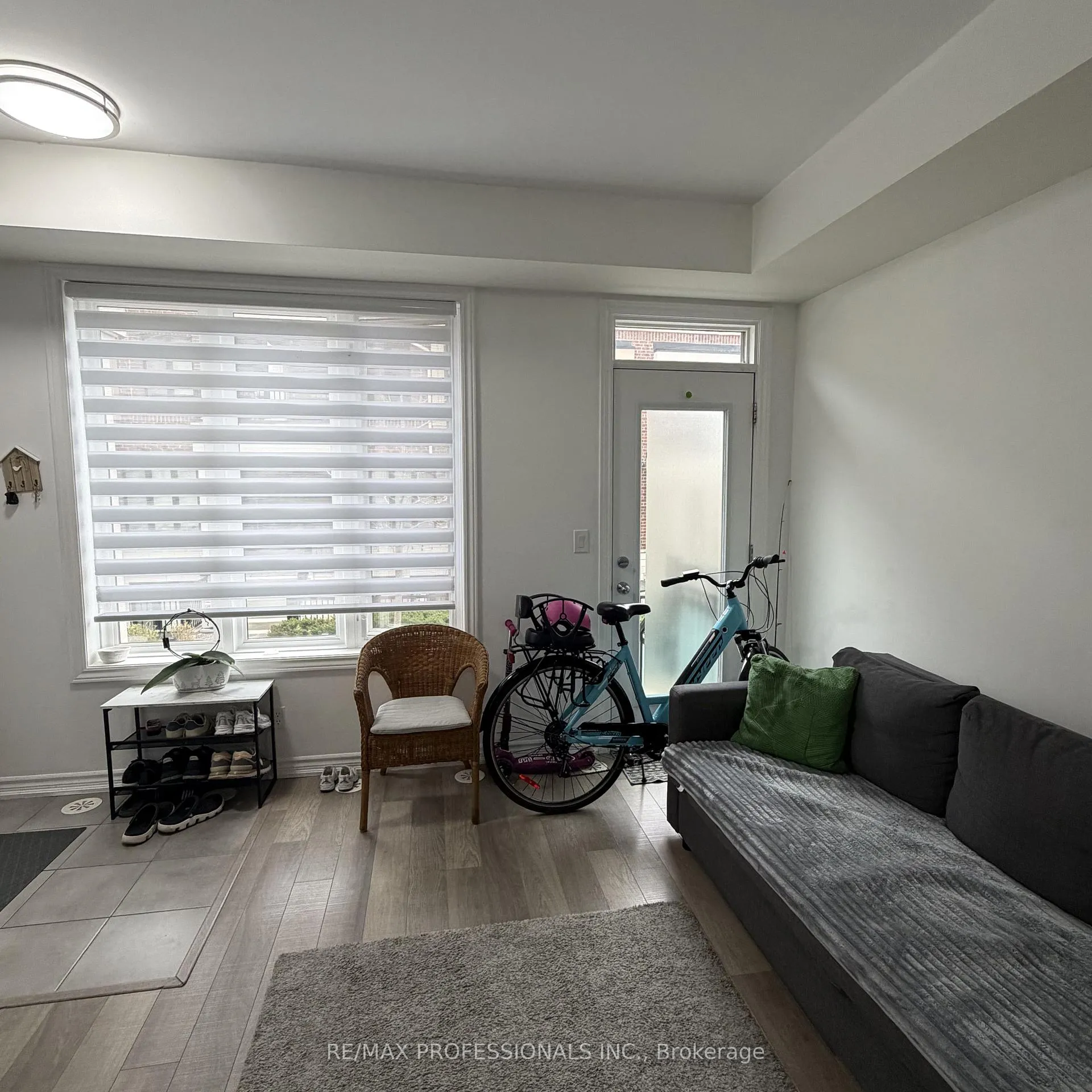 Photo 6 of Unit 77, 30 Carnation Avenue, Etobicoke, Long Branch — HOMEH