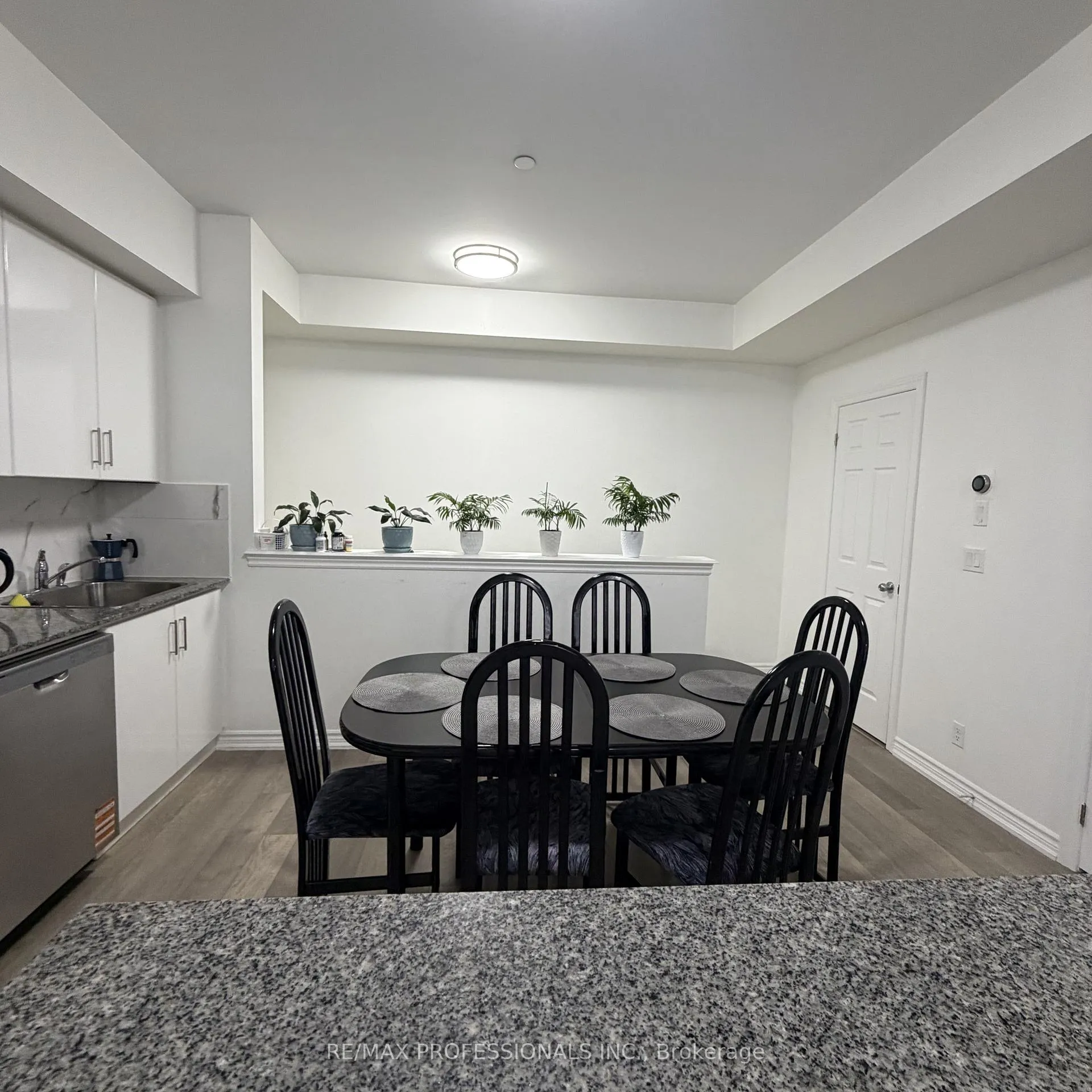 Photo 10 of Unit 77, 30 Carnation Avenue, Etobicoke, Long Branch — HOMEH
