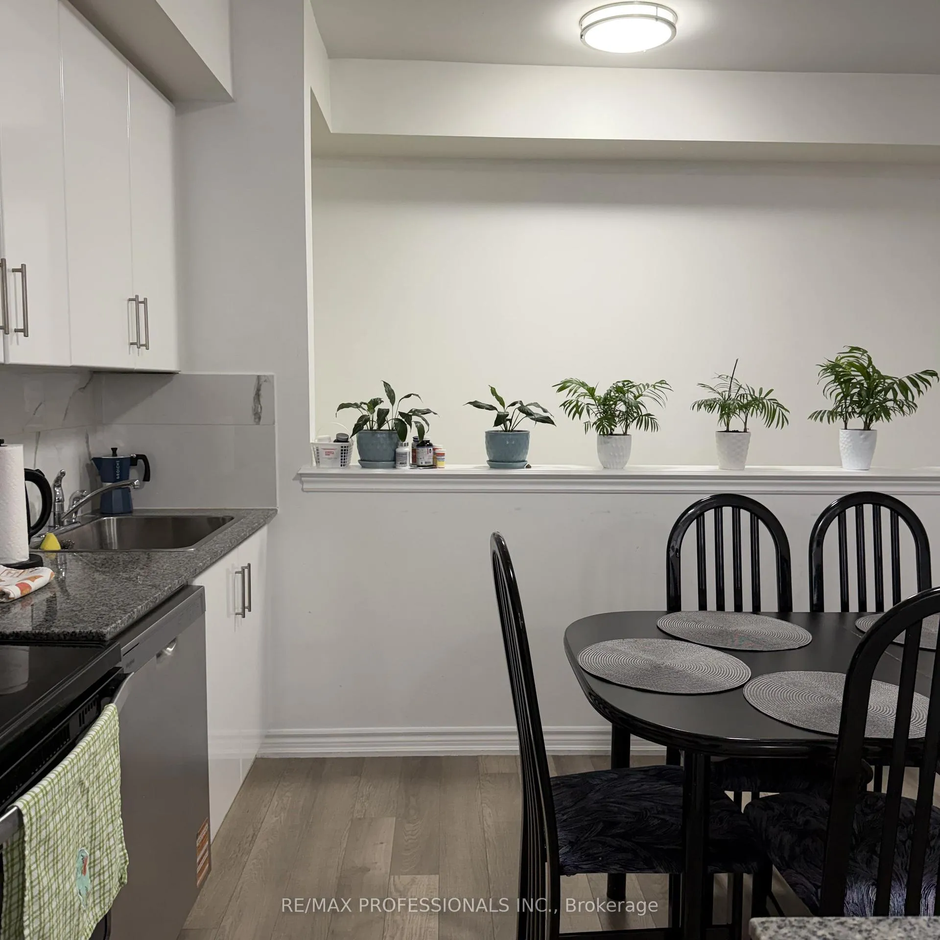 Photo 13 of Unit 77, 30 Carnation Avenue, Etobicoke, Long Branch — HOMEH