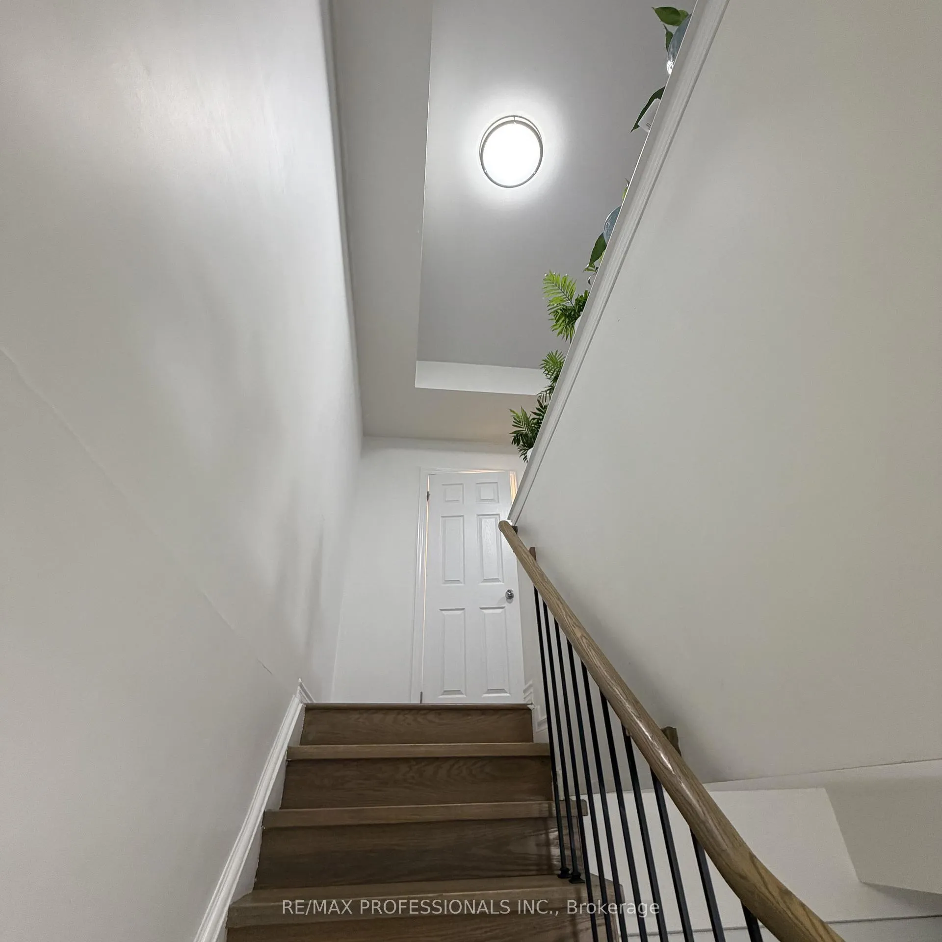 Photo 15 of Unit 77, 30 Carnation Avenue, Etobicoke, Long Branch — HOMEH