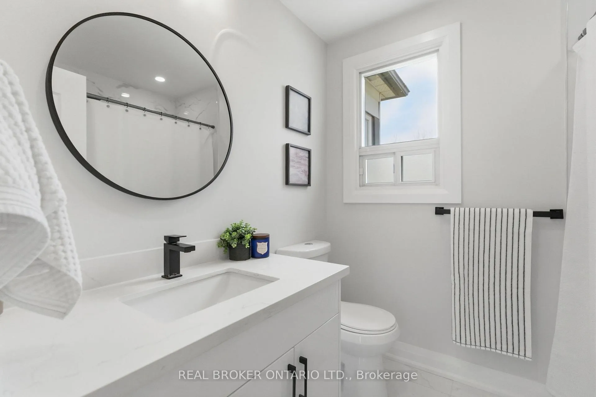 Photo 20 of 101 Corman Avenue, Hamilton, Stoney Creek — HOMEH
