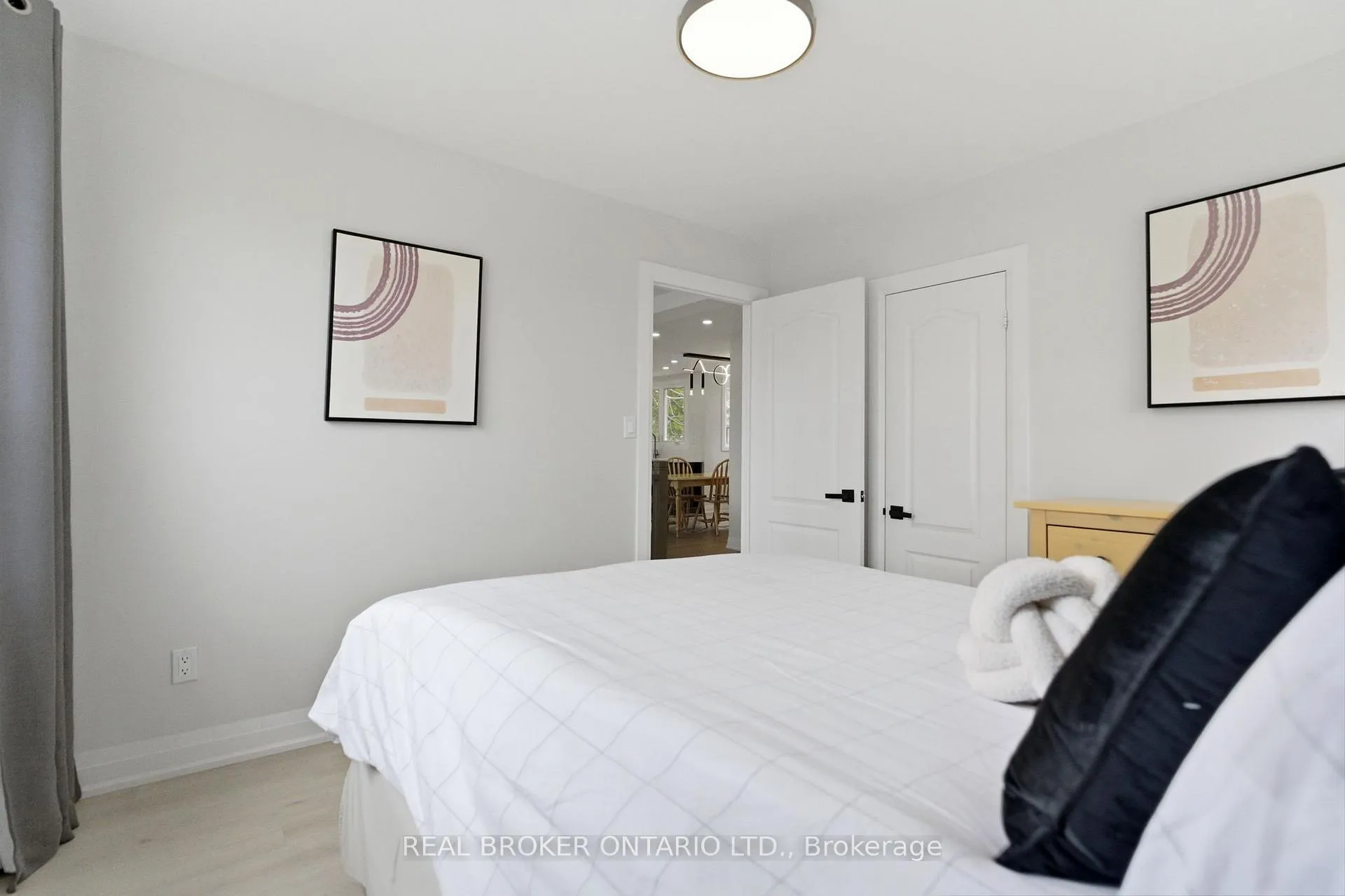 Photo 26 of 101 Corman Avenue, Hamilton, Stoney Creek — HOMEH