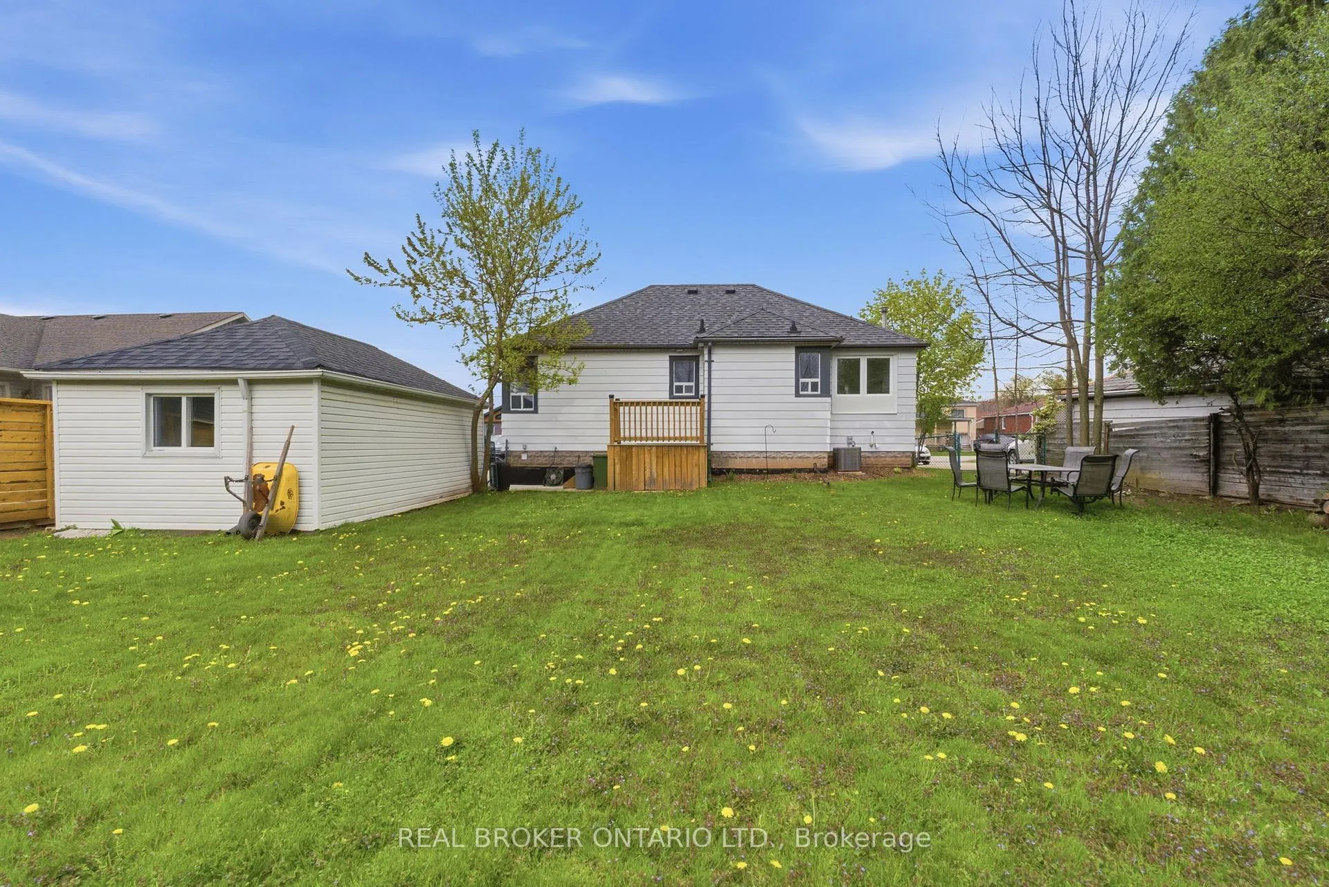Photo 44 of 101 Corman Avenue, Hamilton, Stoney Creek — HOMEH