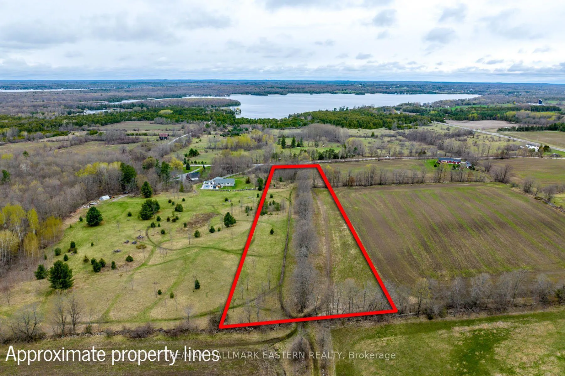Photo 2 of 1737 Thirteenth Line, Selwyn — HOMEH