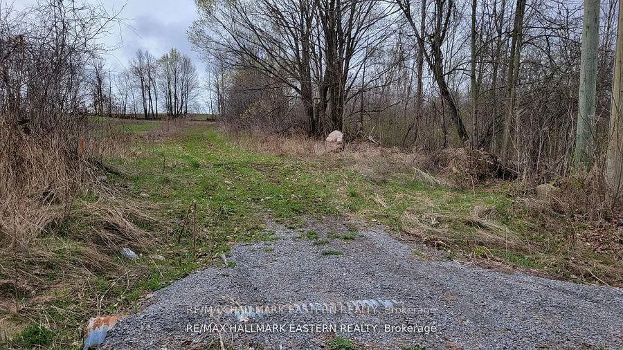 Photo 13 of 1737 Thirteenth Line, Selwyn — HOMEH
