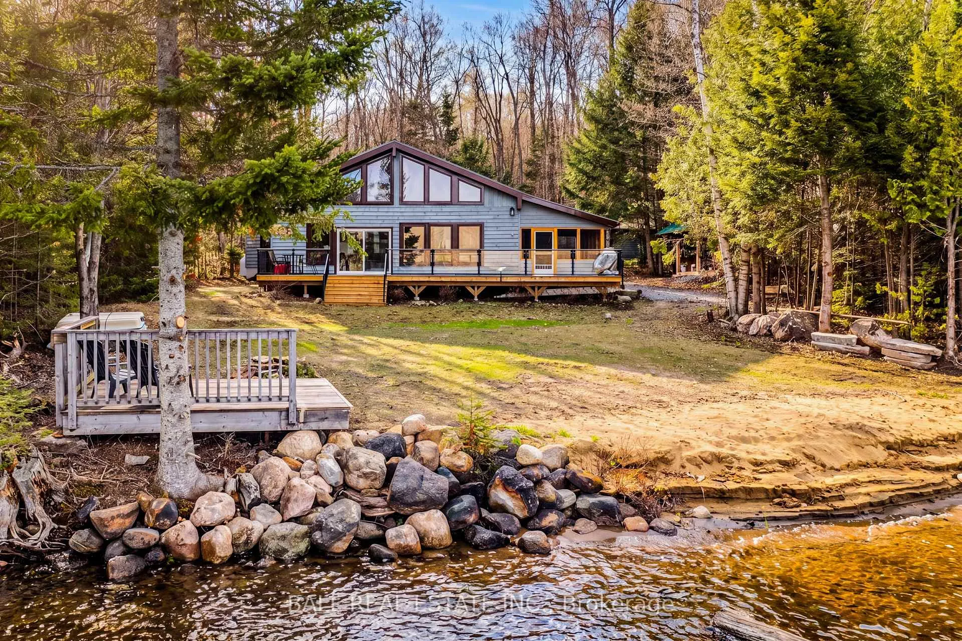 Photo 2 of 1154 Surveyor Drive, Highlands East, Monmouth — HOMEH