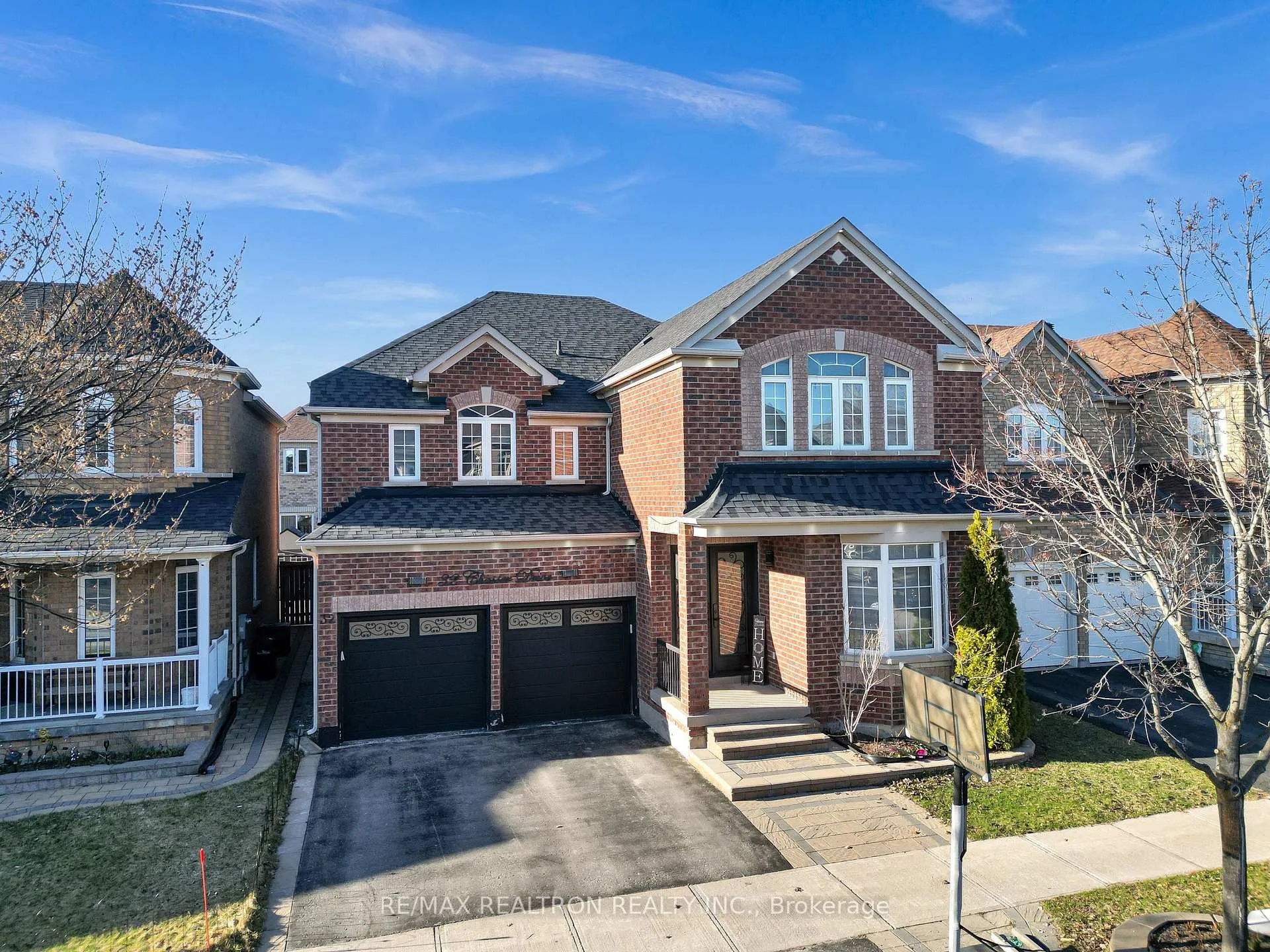 Photo 17 of 32 Chasser Drive, Markham, Greensborough — HOMEH