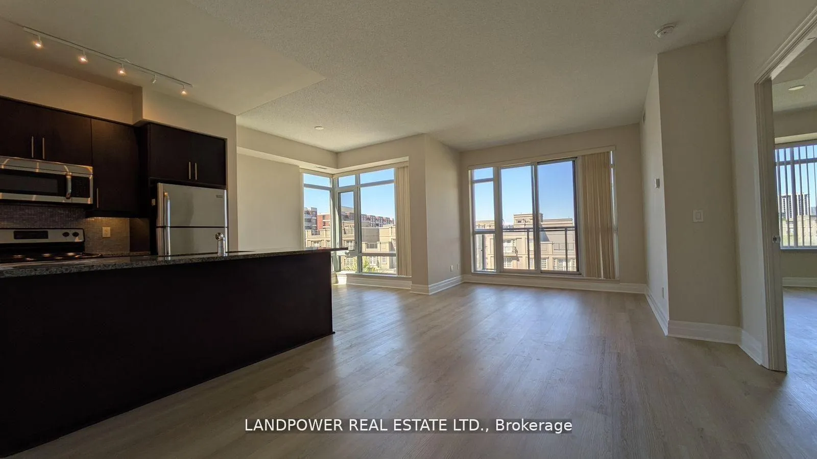 Photo 3 of Unit 415, 8130 Birchmount Road, Markham, Unionville — HOMEH