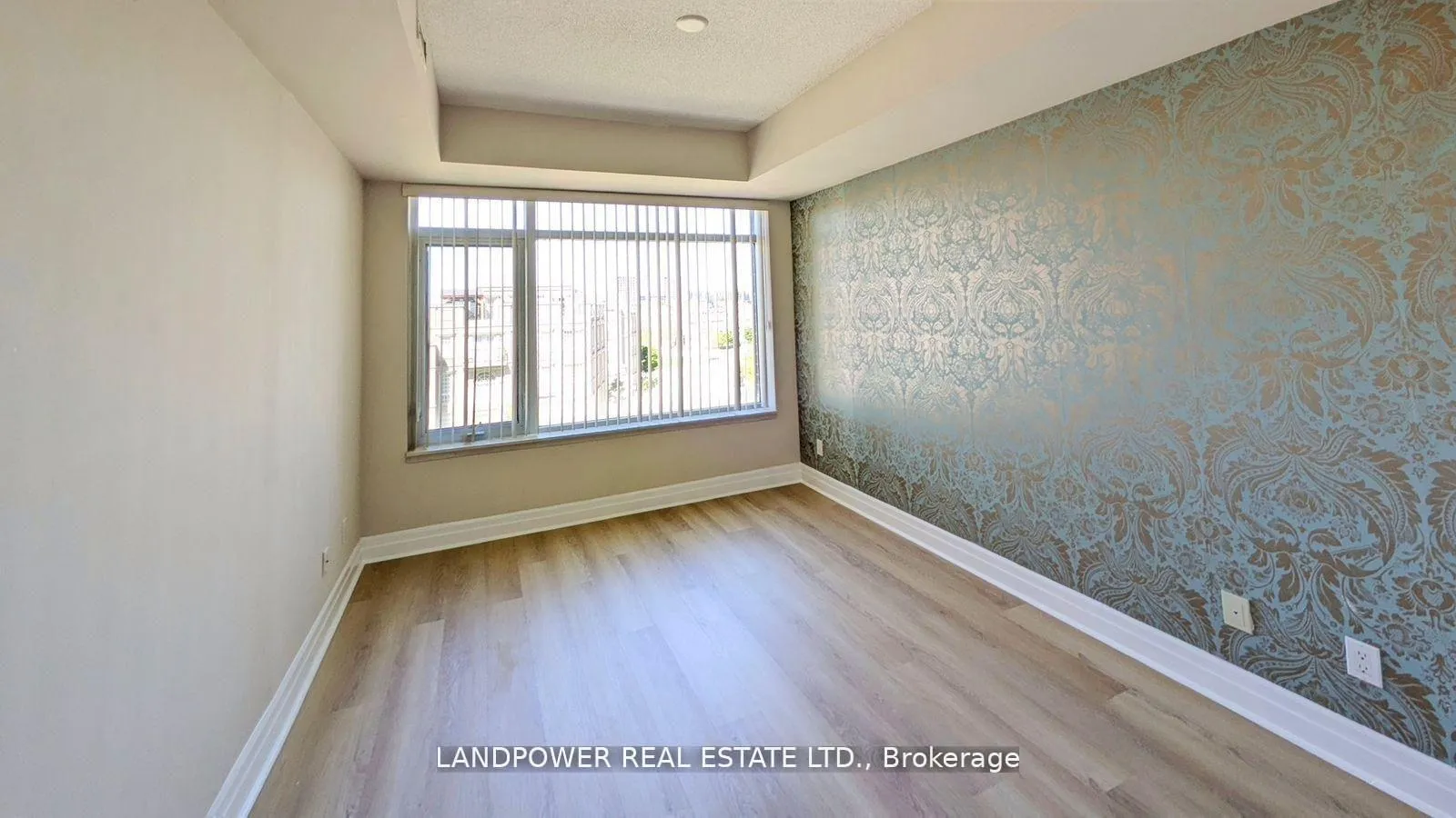 Photo 6 of Unit 415, 8130 Birchmount Road, Markham, Unionville — HOMEH