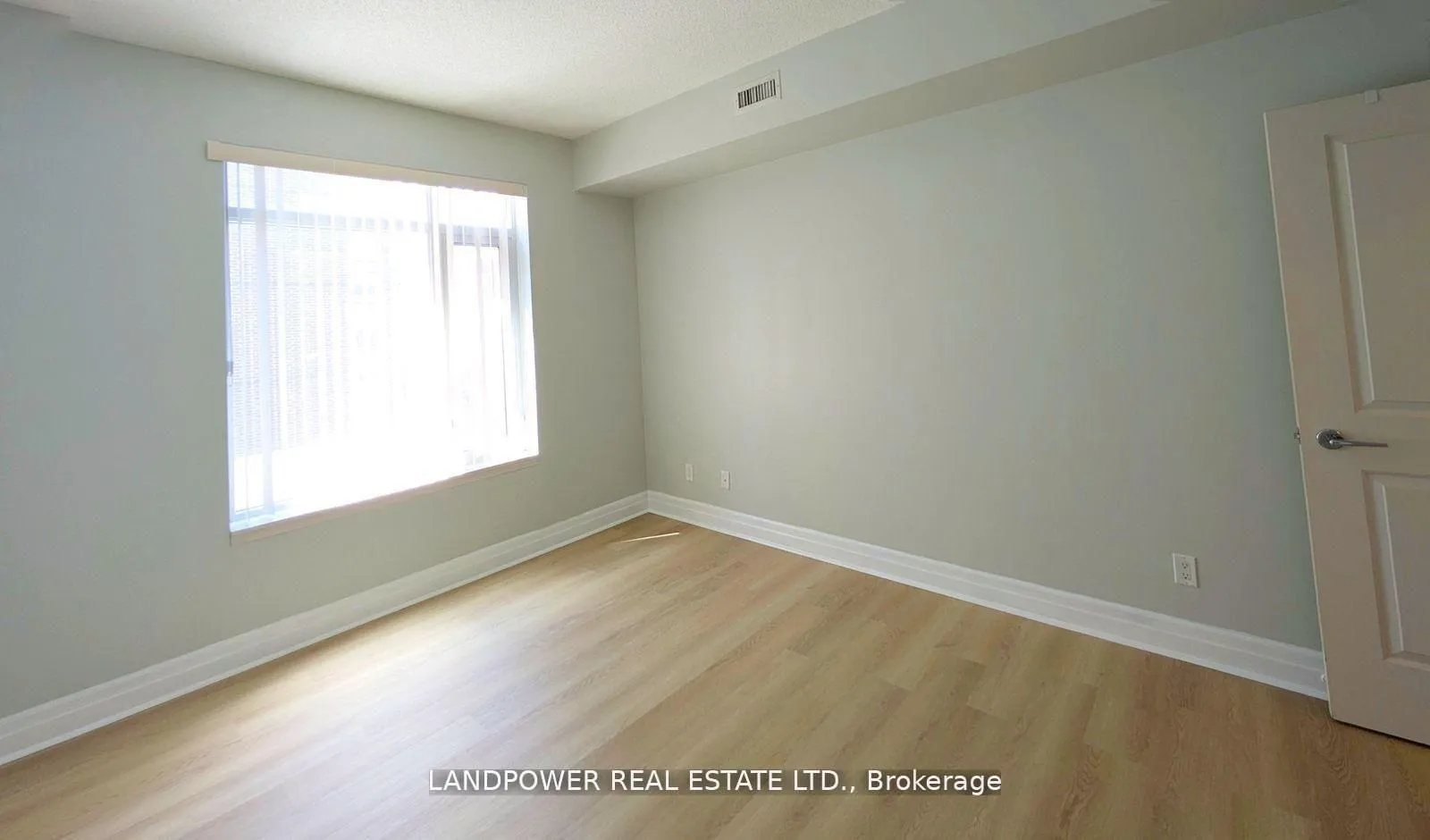 Photo 7 of Unit 415, 8130 Birchmount Road, Markham, Unionville — HOMEH
