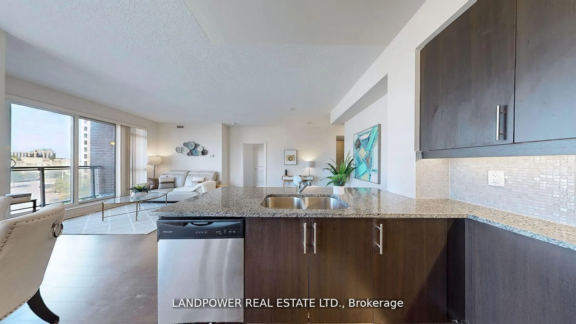 Photo 17 of Unit 415, 8130 Birchmount Road, Markham, Unionville — HOMEH