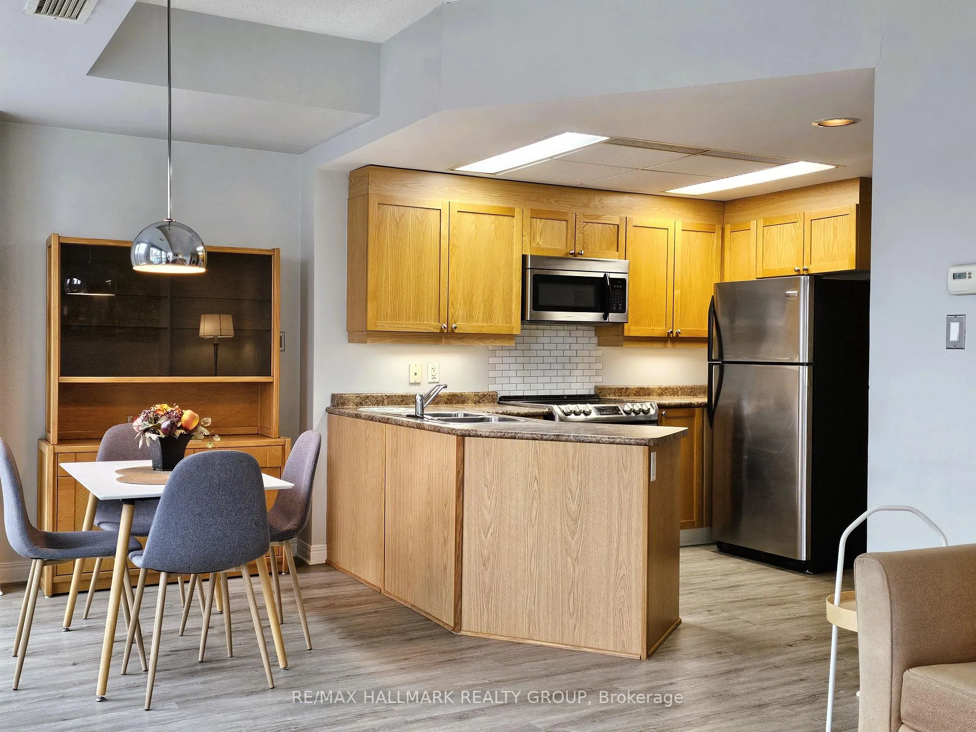 Photo 4 of Unit 308, 134 York Street, Ottawa, Lower Town/Byward Market — HOMEH