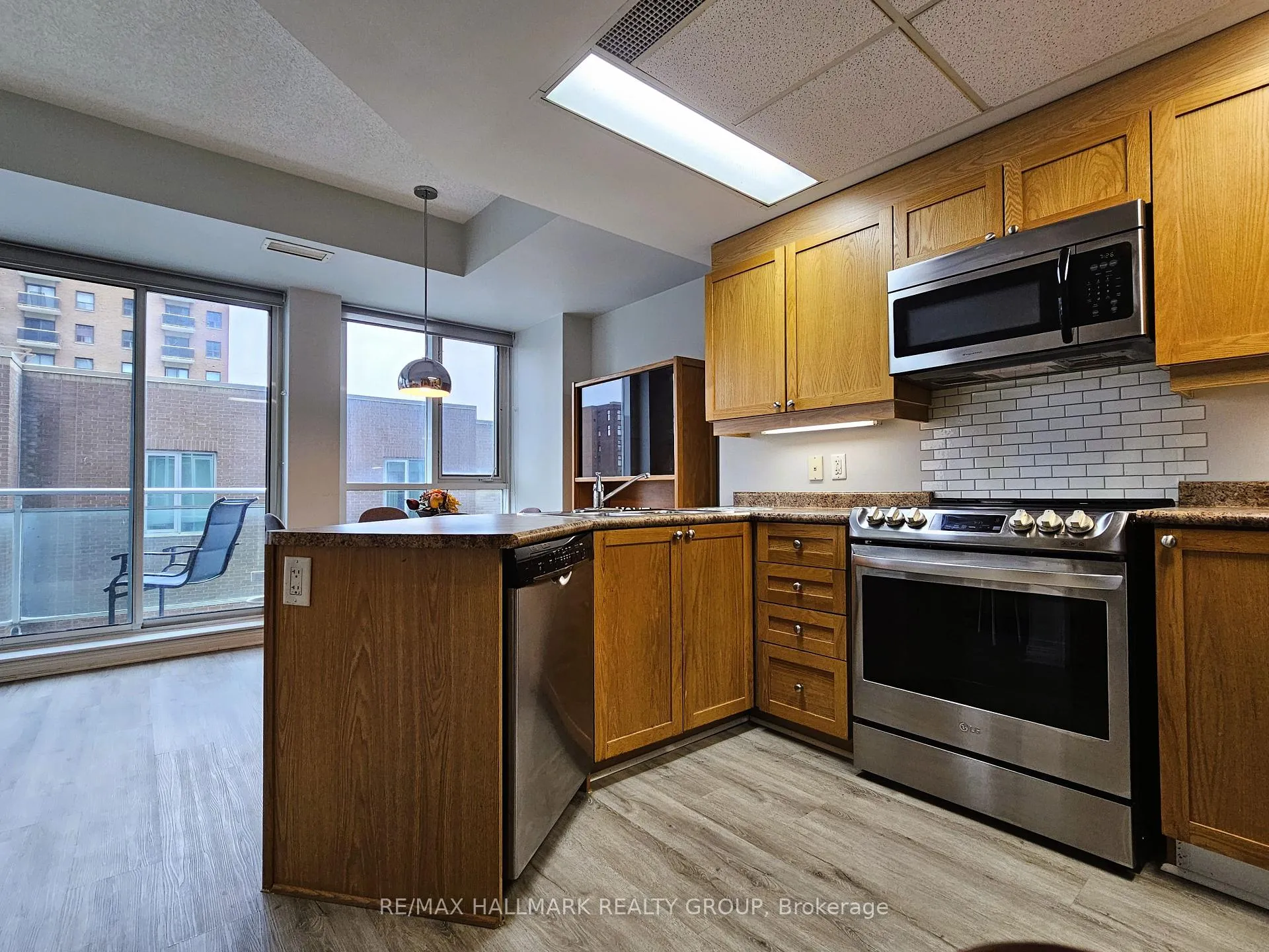 Photo 9 of Unit 308, 134 York Street, Ottawa, Lower Town/Byward Market — HOMEH