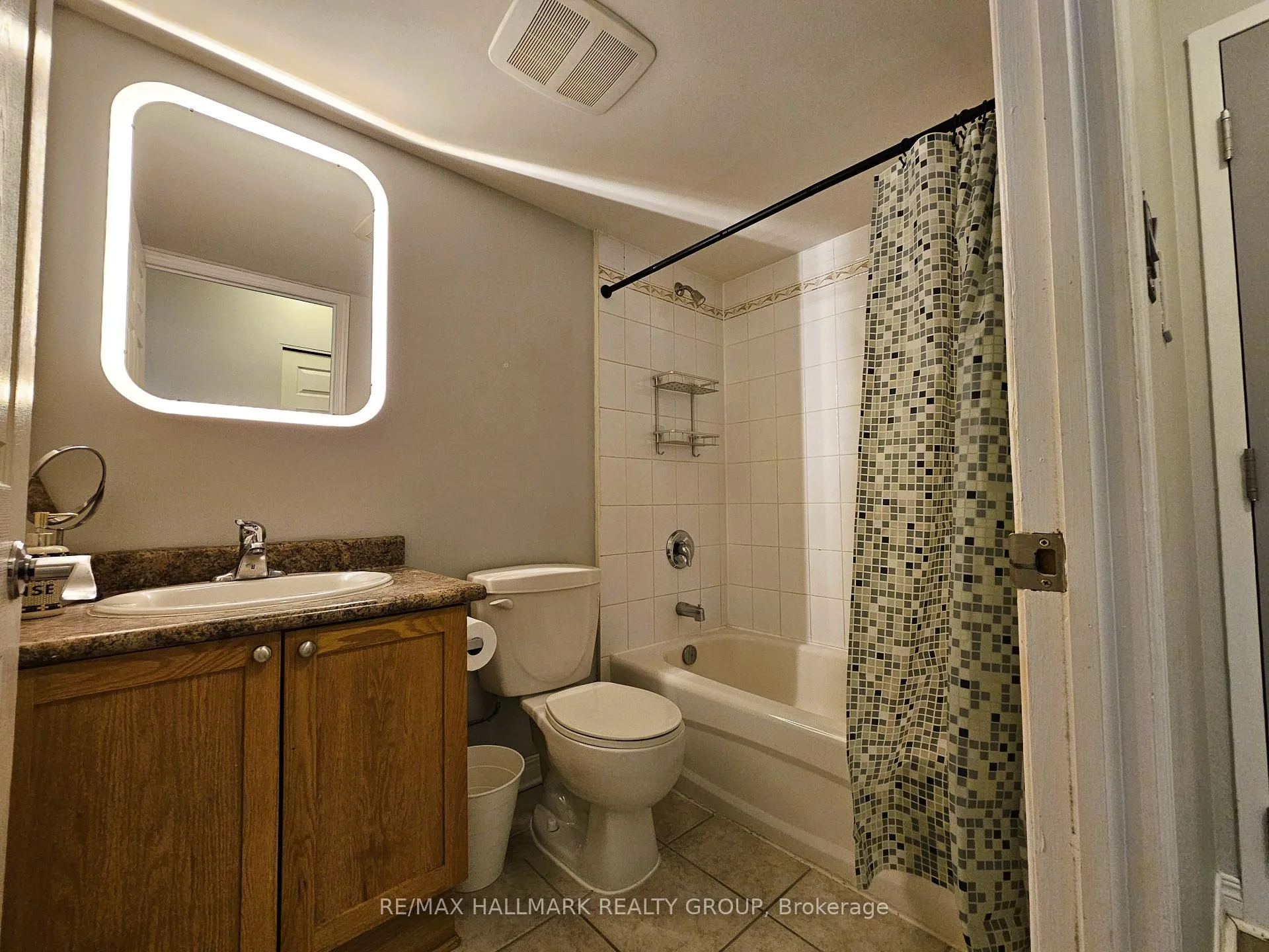 Photo 19 of Unit 308, 134 York Street, Ottawa, Lower Town/Byward Market — HOMEH
