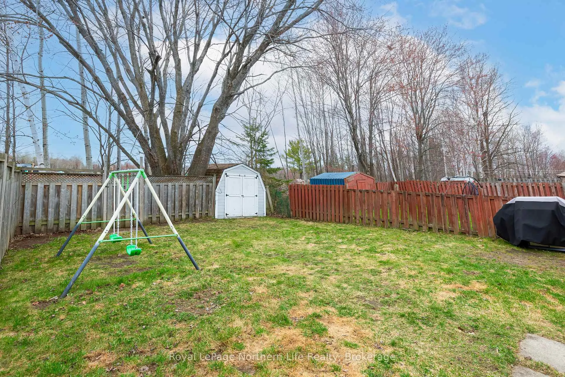 Photo 5 of 173 Massey Drive, North Bay, Ferris — HOMEH