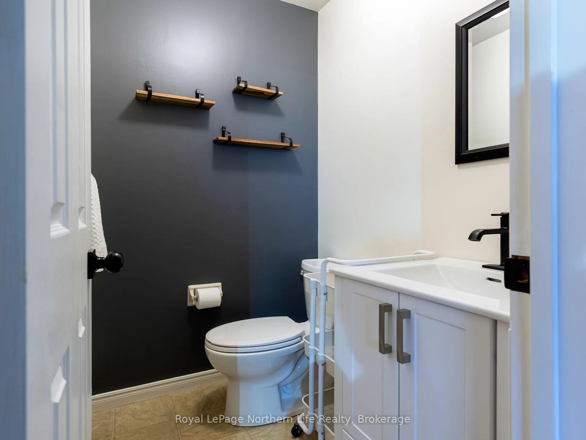 Photo 22 of 173 Massey Drive, North Bay, Ferris — HOMEH