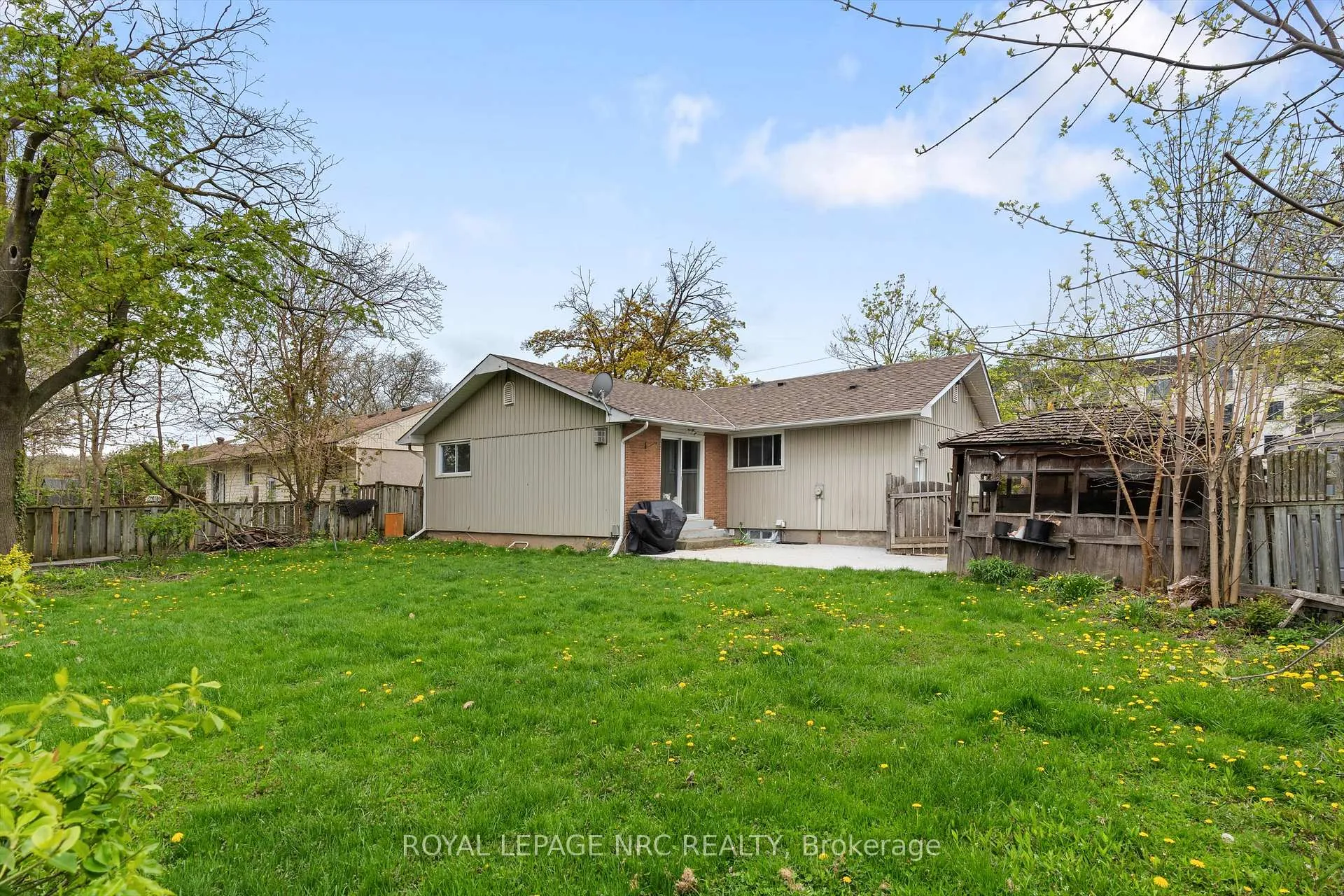 Photo 17 of Unit LOWER, 51 Jacobson Avenue, St. Catharines, Glendale/Glenridge — HOMEH