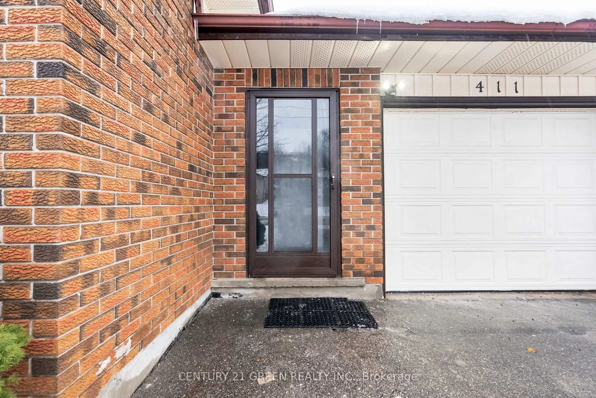 Photo 10 of 411 Imperial Road S, Guelph, Willow West/Sugarbush/West Acres — HOMEH