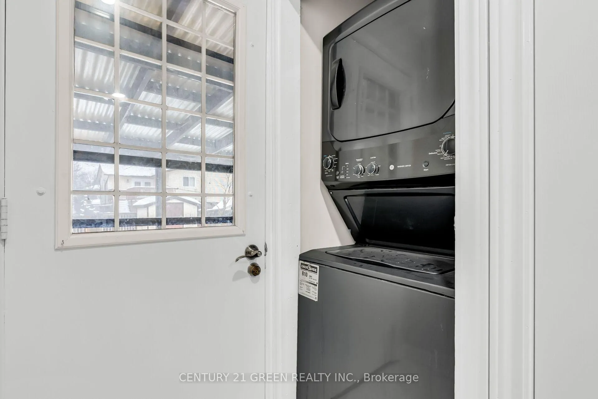 Photo 28 of 411 Imperial Road S, Guelph, Willow West/Sugarbush/West Acres — HOMEH