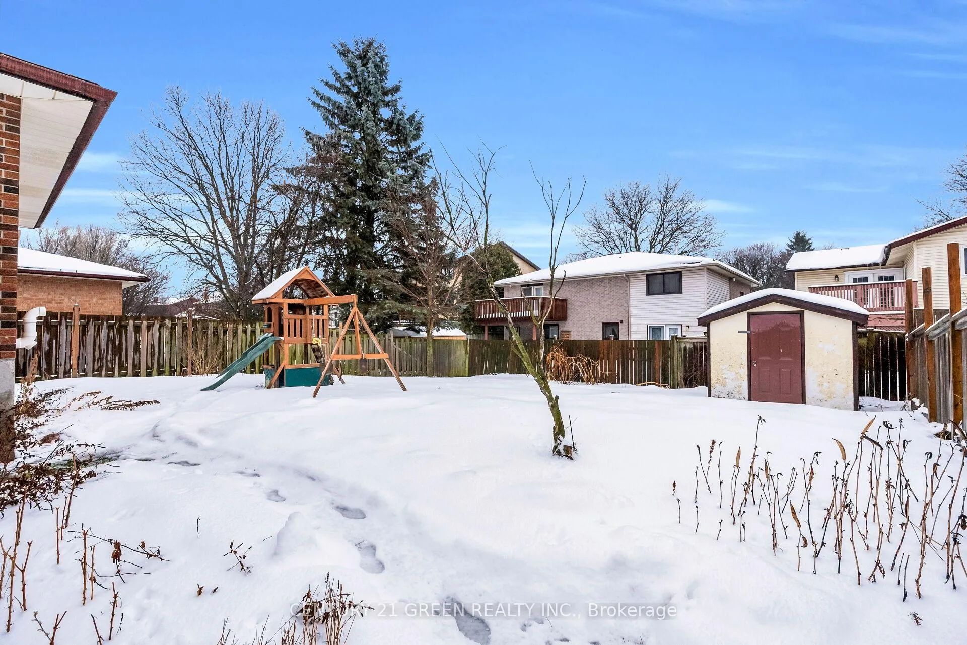 Photo 40 of 411 Imperial Road S, Guelph, Willow West/Sugarbush/West Acres — HOMEH