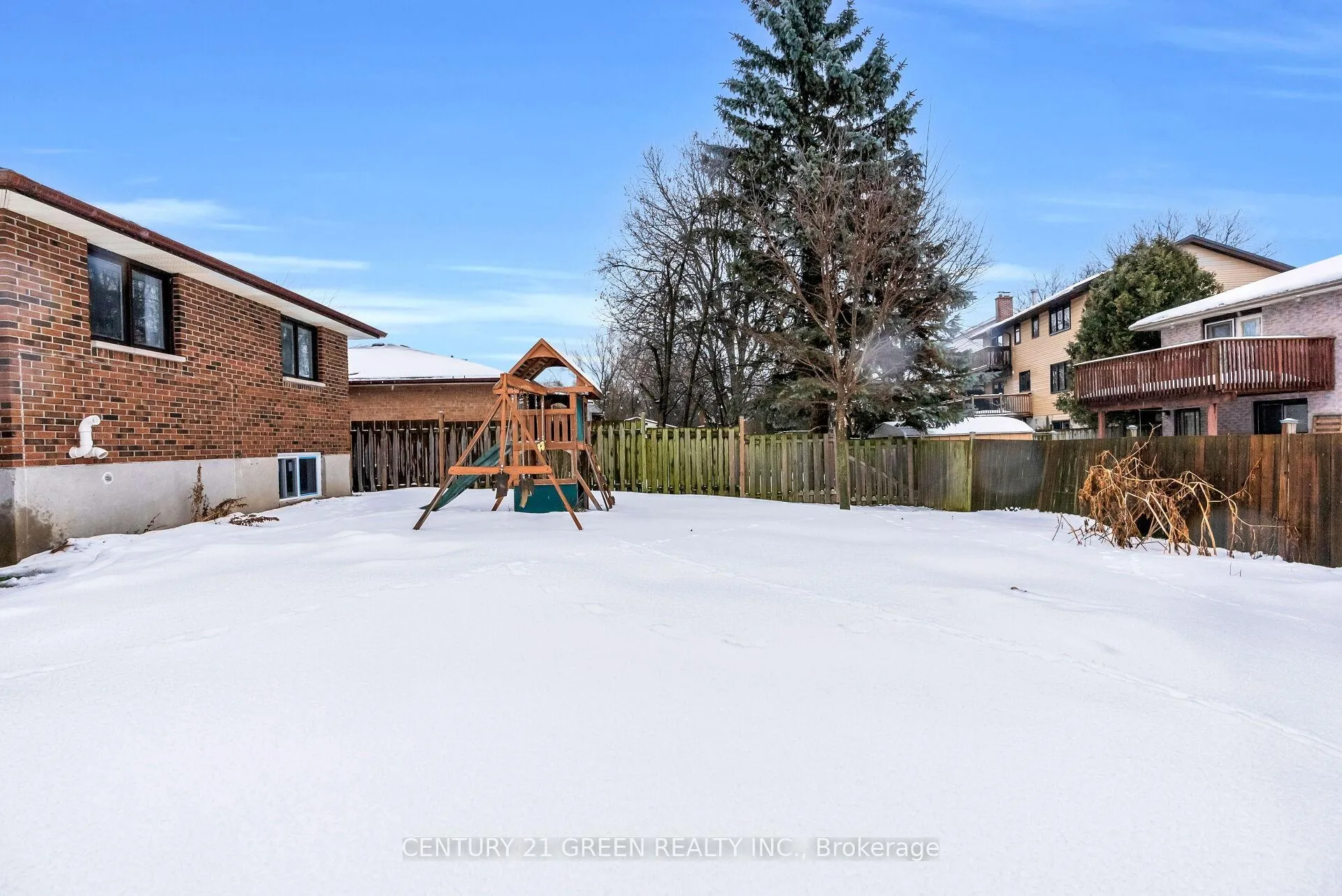 Photo 41 of 411 Imperial Road S, Guelph, Willow West/Sugarbush/West Acres — HOMEH