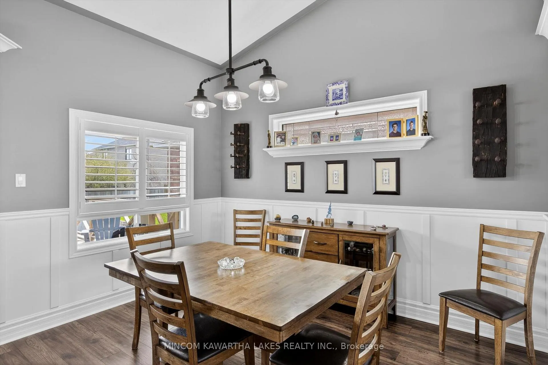 Photo 6 of 2448 Denure Drive, Peterborough, Monaghan Ward 2 — HOMEH