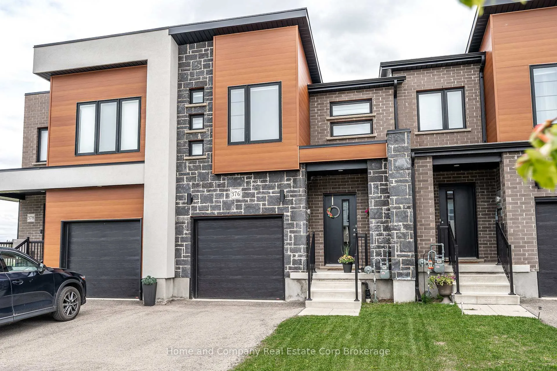 Photo 1 of 376 Bradshaw Drive, Stratford — HOMEH