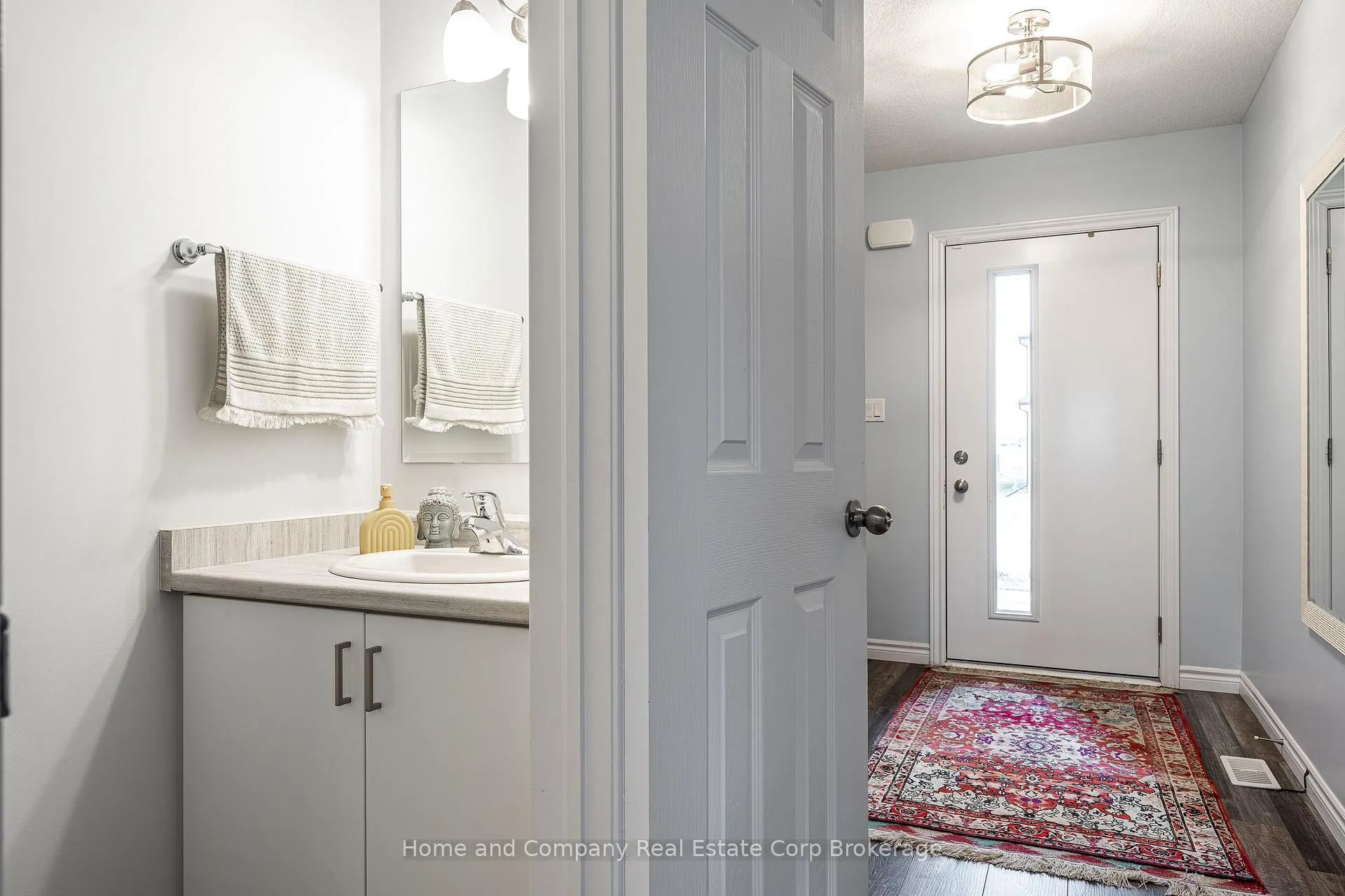 Photo 3 of 376 Bradshaw Drive, Stratford — HOMEH