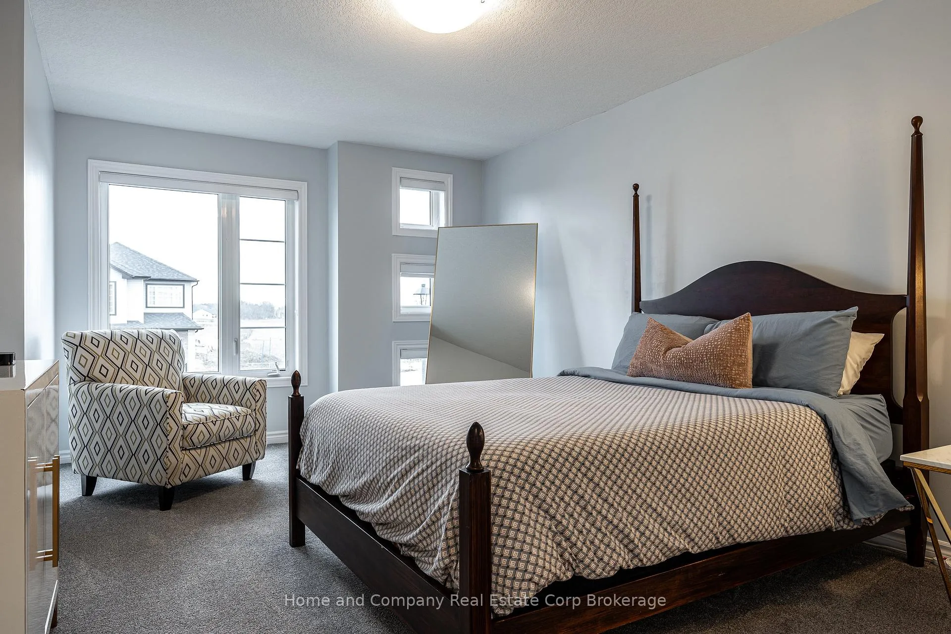 Photo 16 of 376 Bradshaw Drive, Stratford — HOMEH