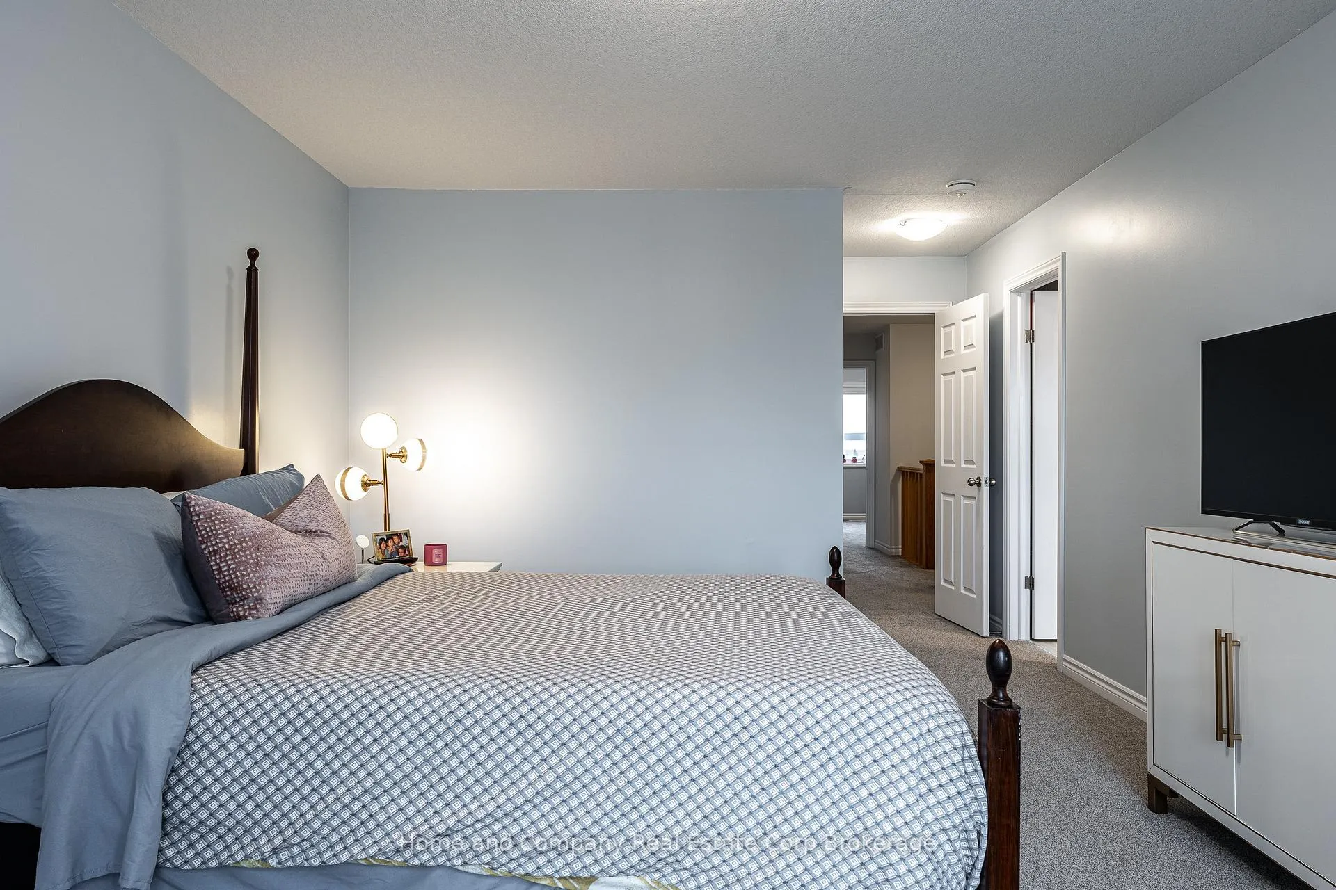 Photo 18 of 376 Bradshaw Drive, Stratford — HOMEH