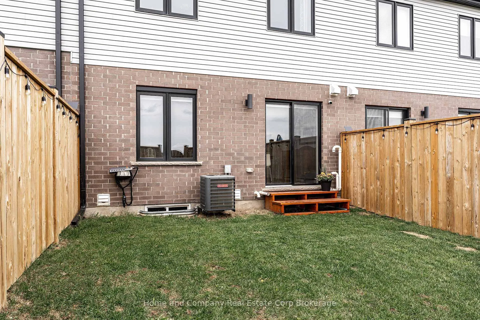Photo 29 of 376 Bradshaw Drive, Stratford — HOMEH