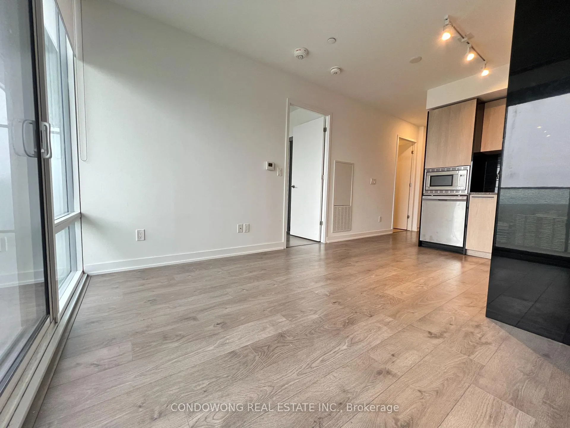 Photo 2 of Unit 3608, 501 Yonge Street, Toronto, Church-Yonge Corridor — HOMEH