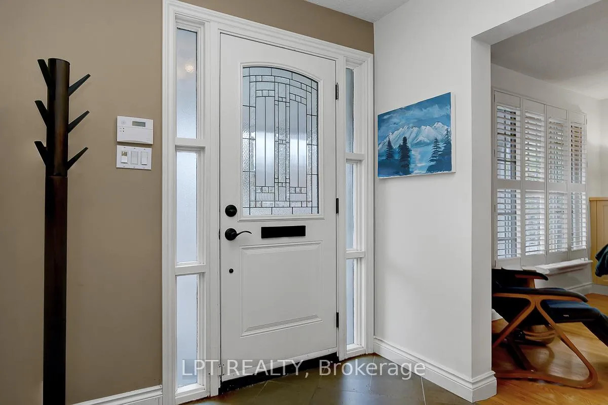 Photo 4 of 2129 Beaumont Road, Ottawa, Playfair Park — HOMEH