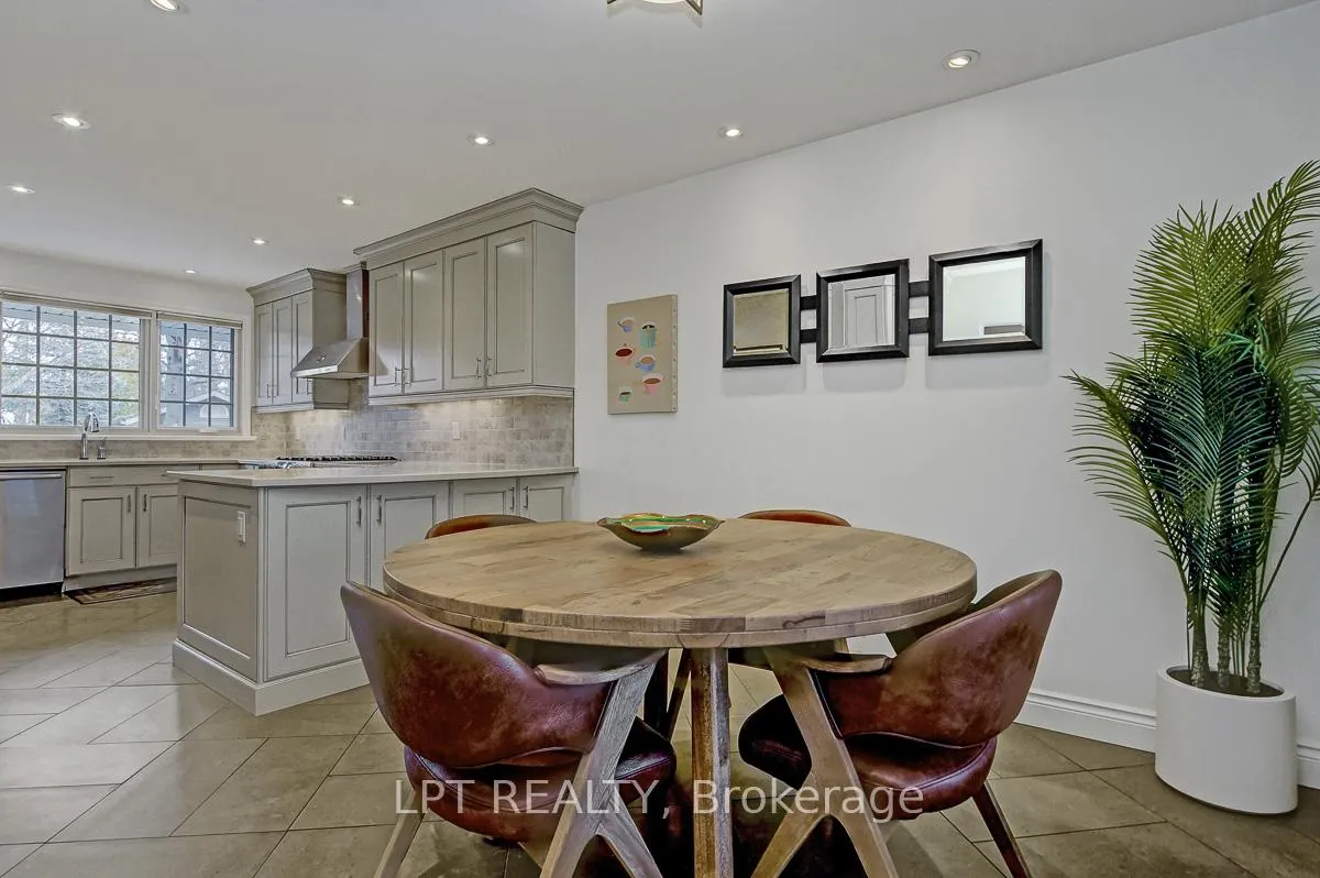 Photo 13 of 2129 Beaumont Road, Ottawa, Playfair Park — HOMEH